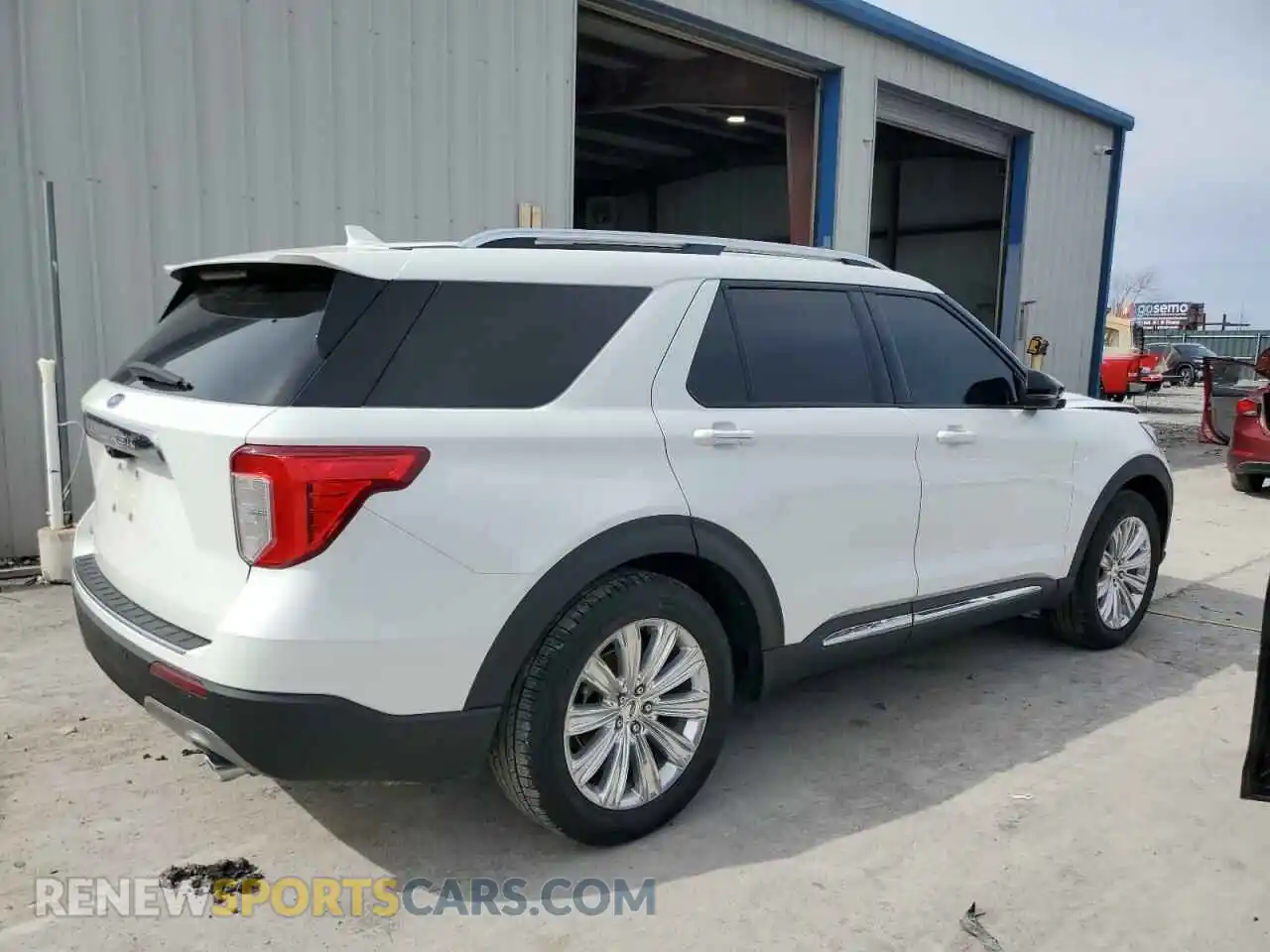 3 Photograph of a damaged car 1FMSK7FH4MGA68061 FORD EXPLORER 2021