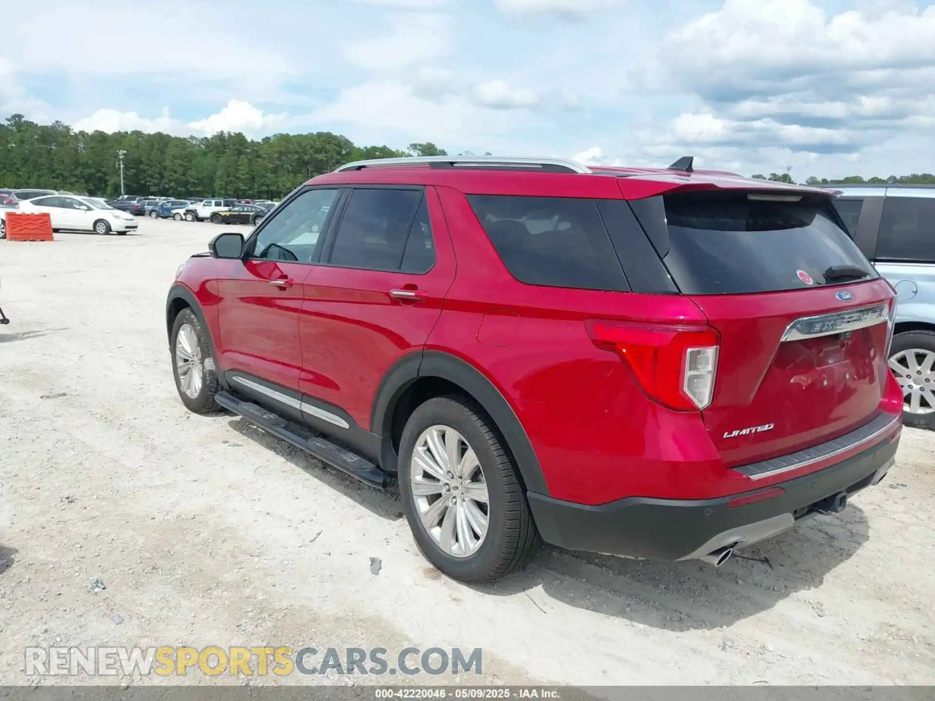 3 Photograph of a damaged car 1FMSK7FH4MGB62750 FORD EXPLORER 2021