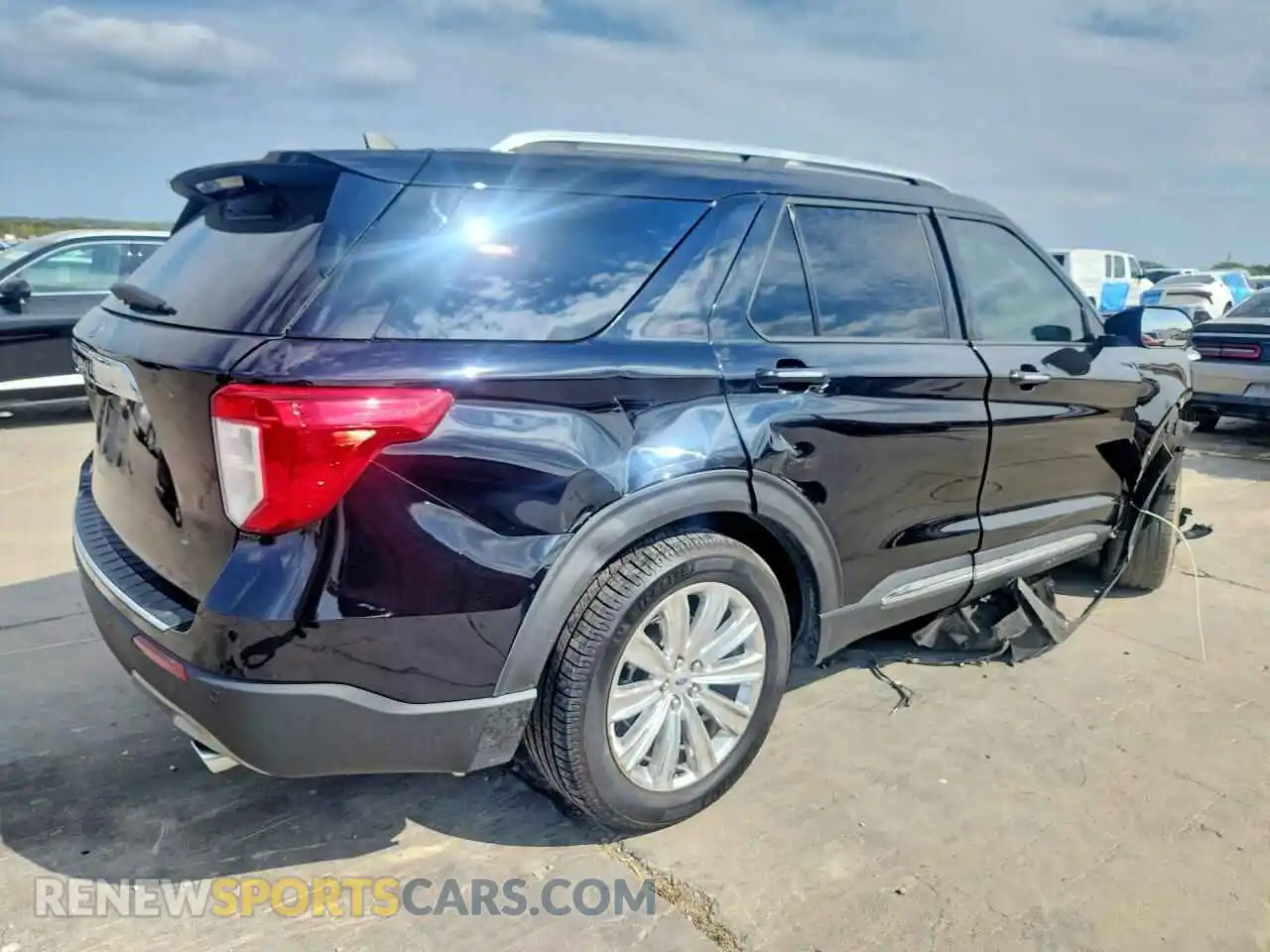 3 Photograph of a damaged car 1FMSK7FH5MGA14865 FORD EXPLORER 2021