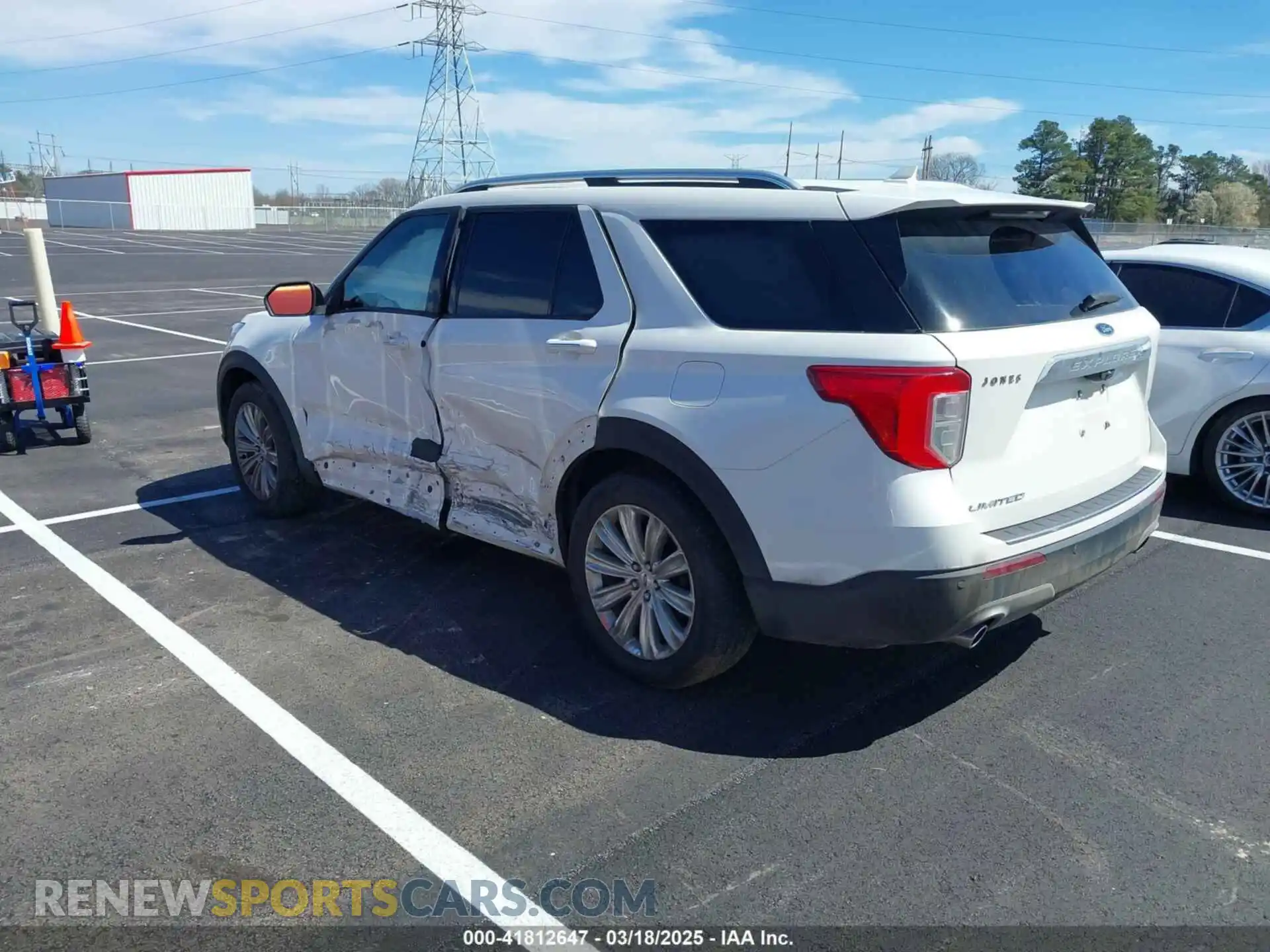 3 Photograph of a damaged car 1FMSK7FH7MGC17885 FORD EXPLORER 2021