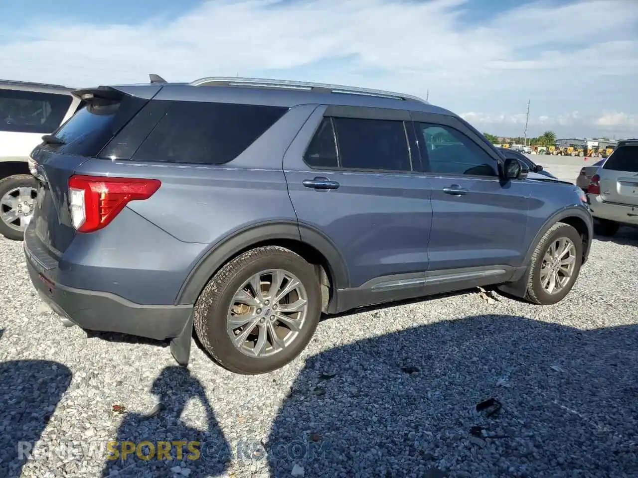 3 Photograph of a damaged car 1FMSK7FHXMGA32603 FORD EXPLORER 2021