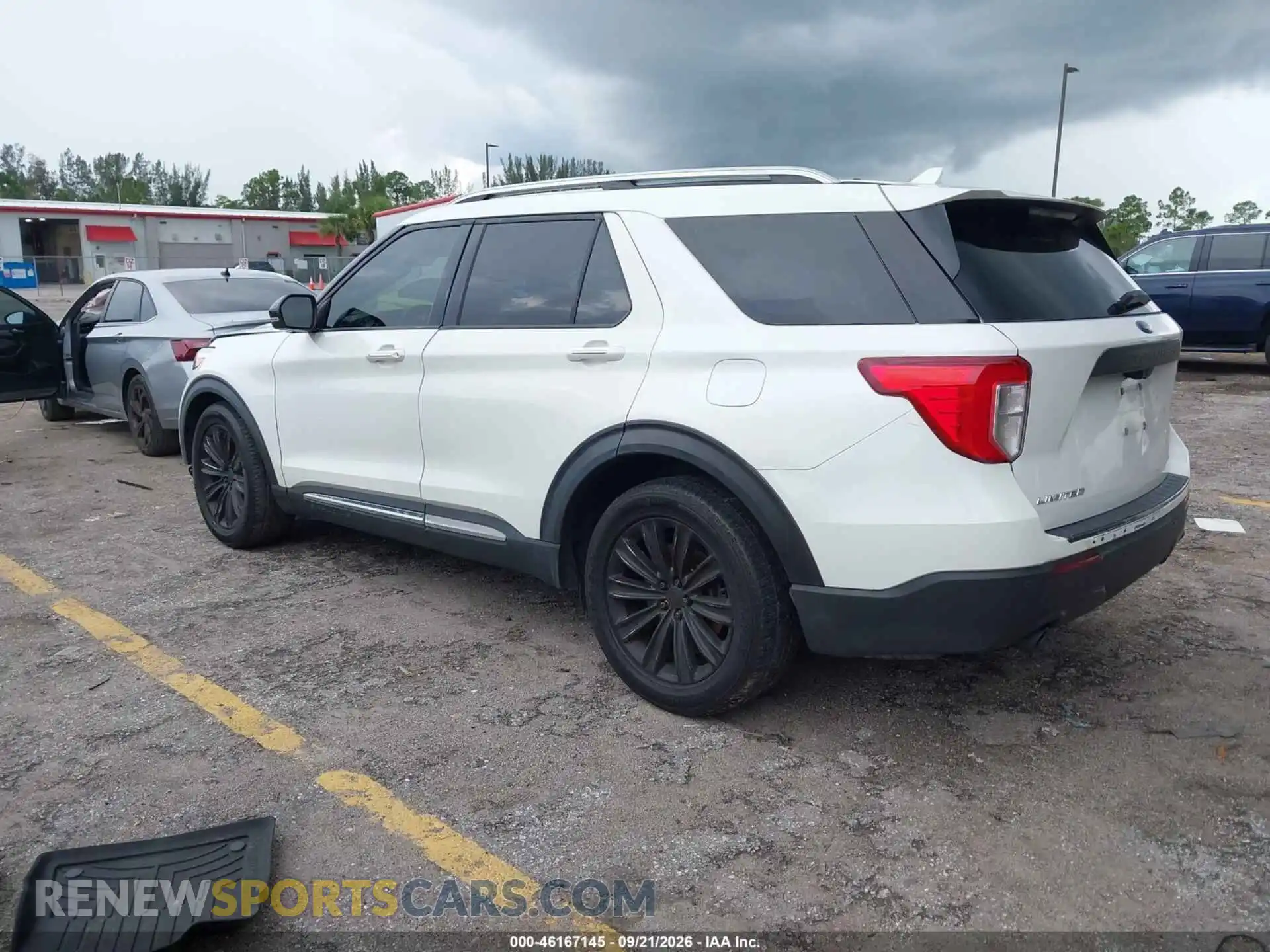 3 Photograph of a damaged car 1FMSK7FHXMGB92965 FORD EXPLORER 2021