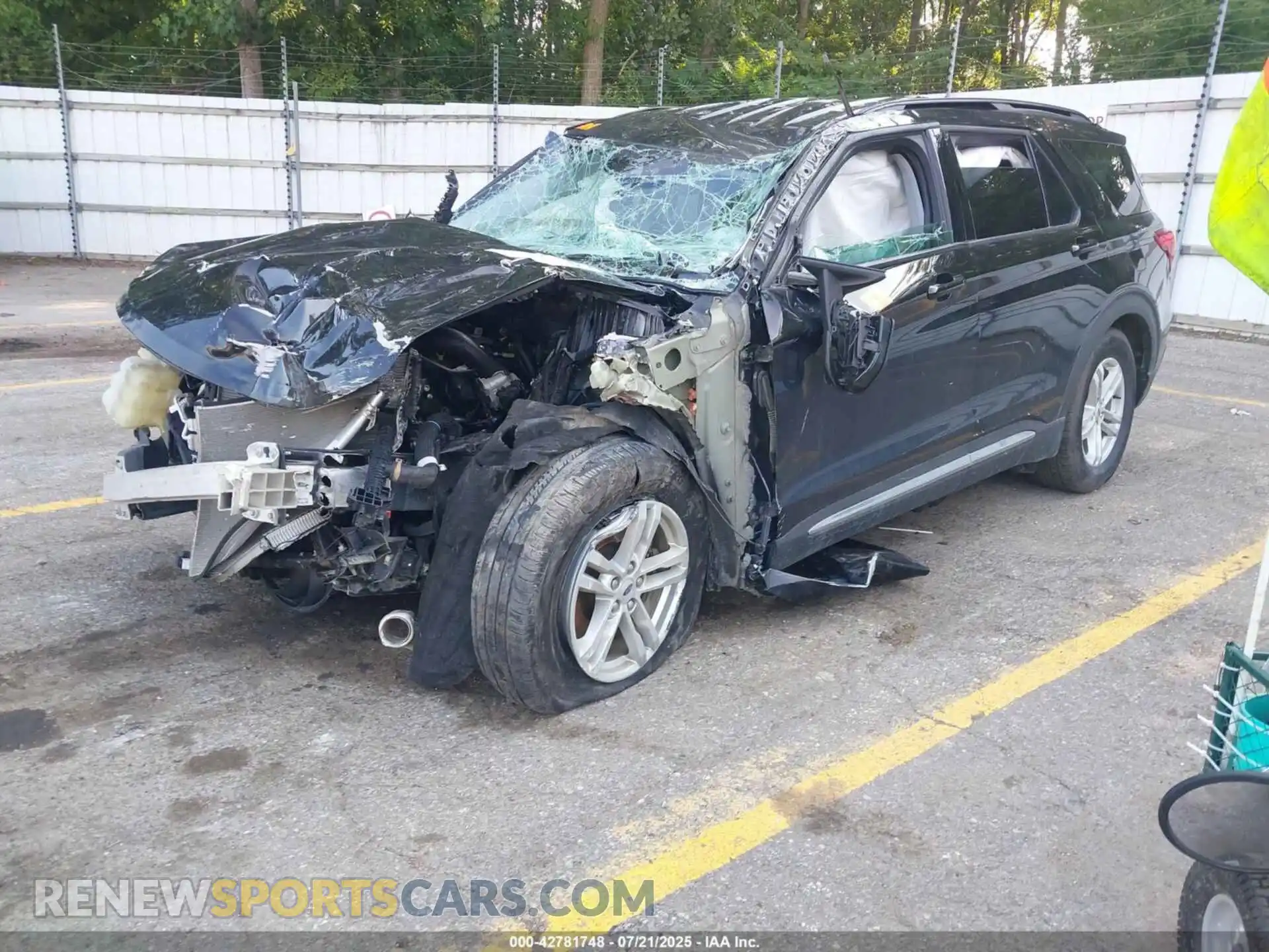 2 Photograph of a damaged car 1FMSK8DH0MGC11385 FORD EXPLORER 2021