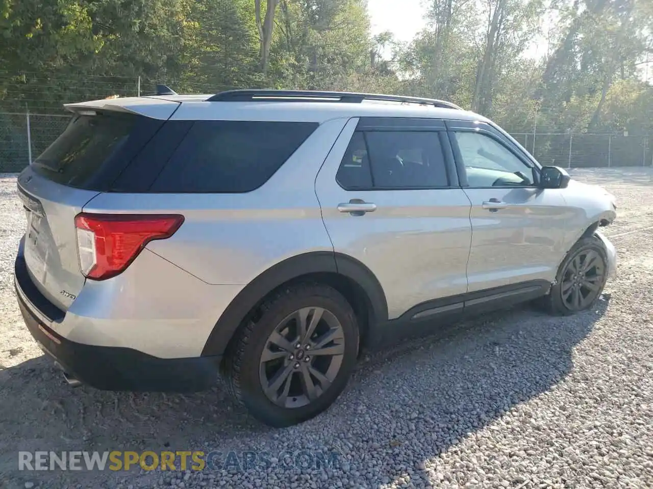 3 Photograph of a damaged car 1FMSK8DH1MGB68675 FORD EXPLORER 2021