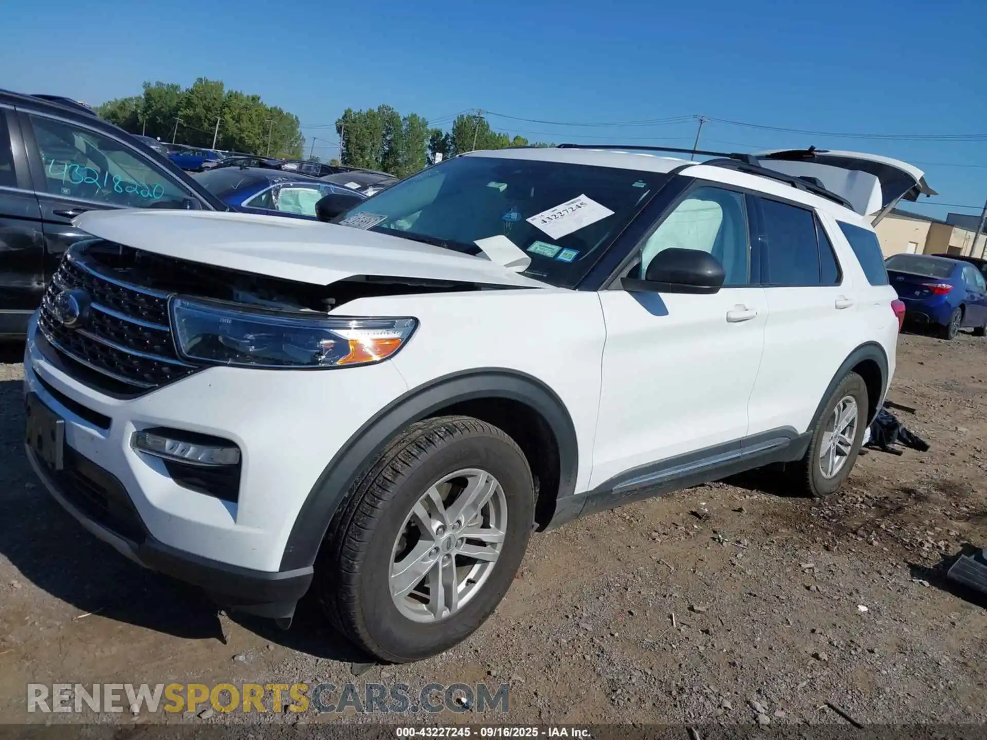 2 Photograph of a damaged car 1FMSK8DH1MGB92135 FORD EXPLORER 2021