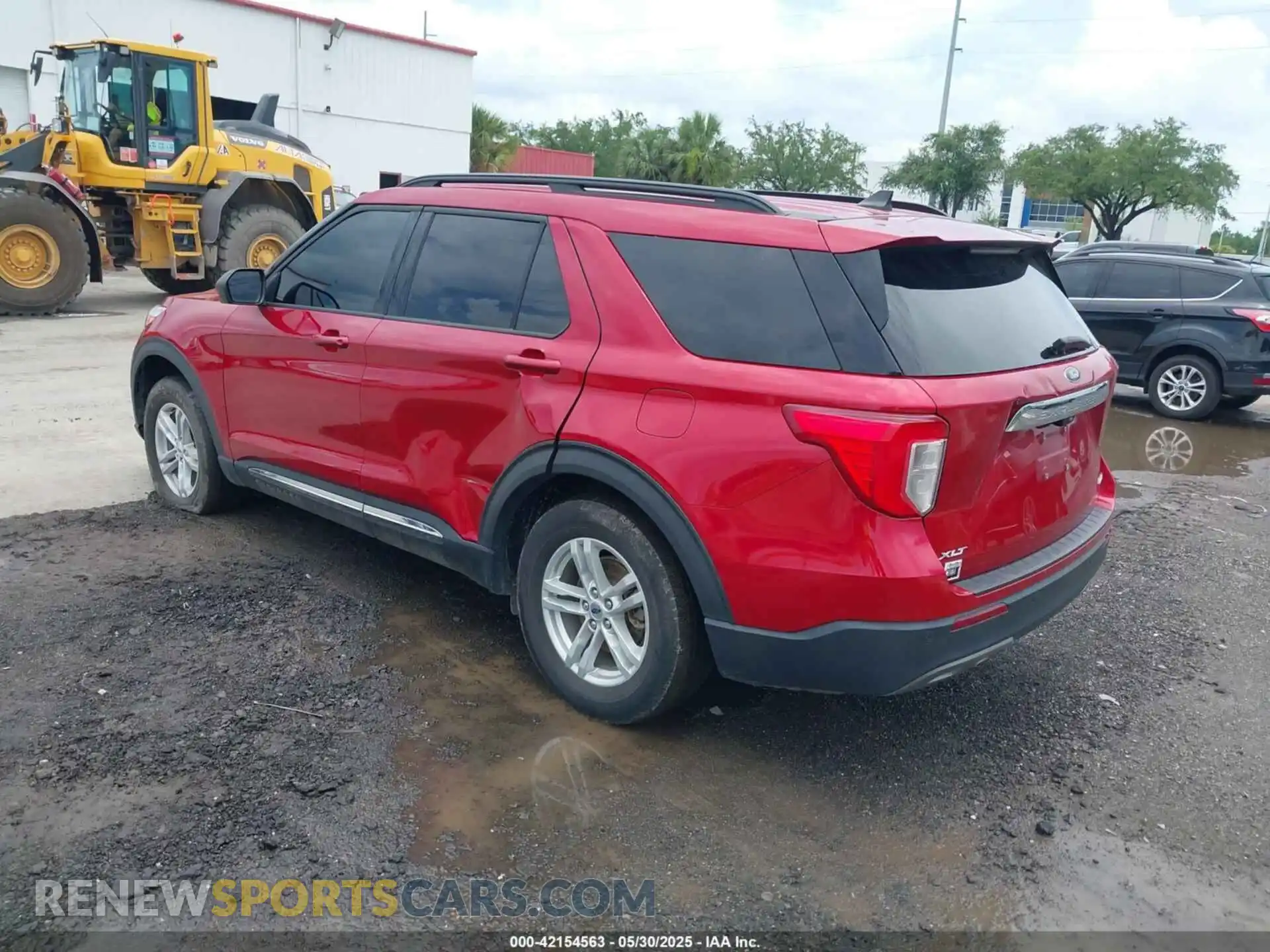 3 Photograph of a damaged car 1FMSK8DH2MGC04857 FORD EXPLORER 2021
