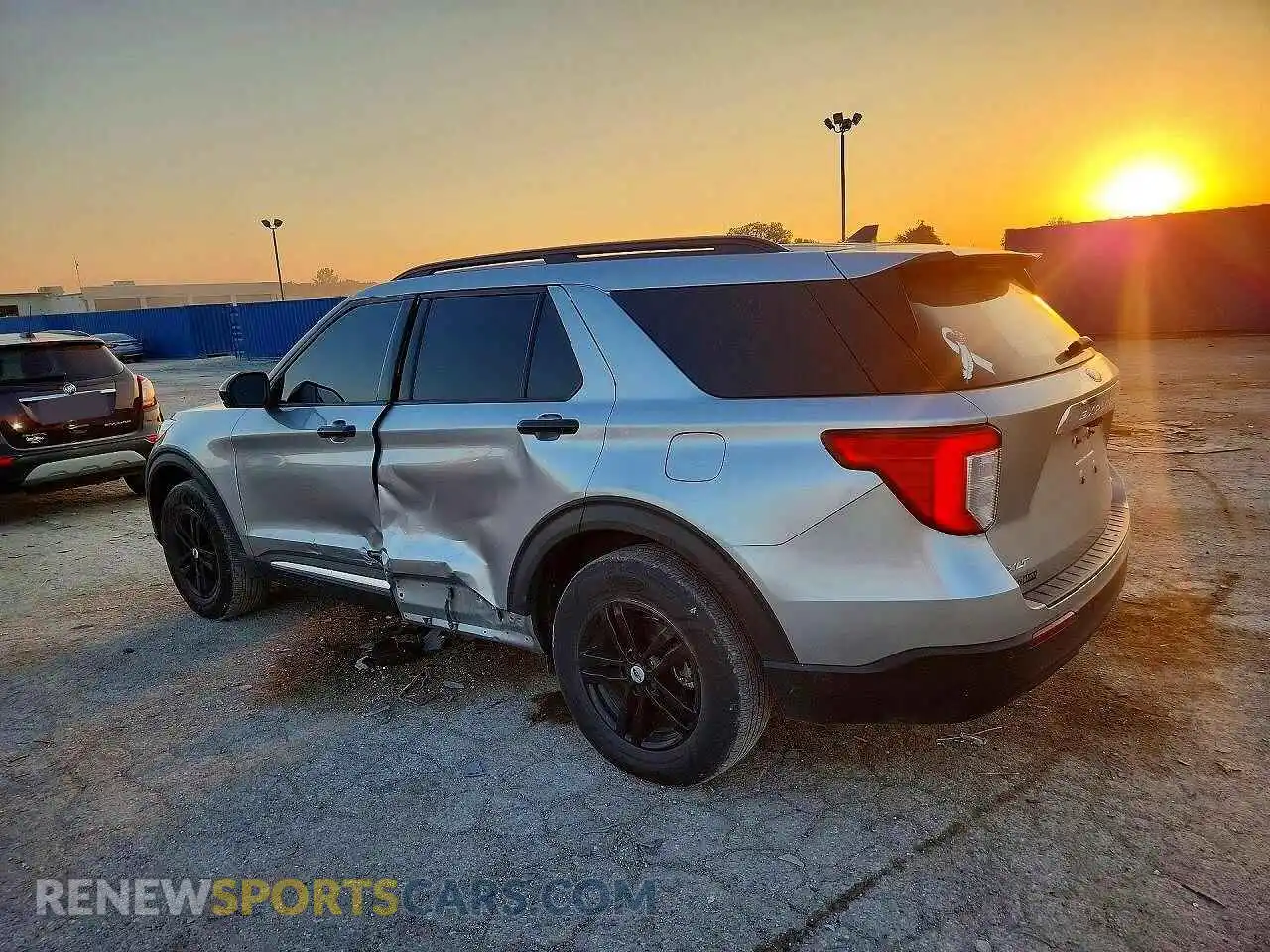 2 Photograph of a damaged car 1FMSK8DH3MGB00801 FORD EXPLORER 2021