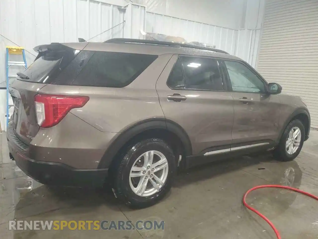 3 Photograph of a damaged car 1FMSK8DH3MGB38531 FORD EXPLORER 2021