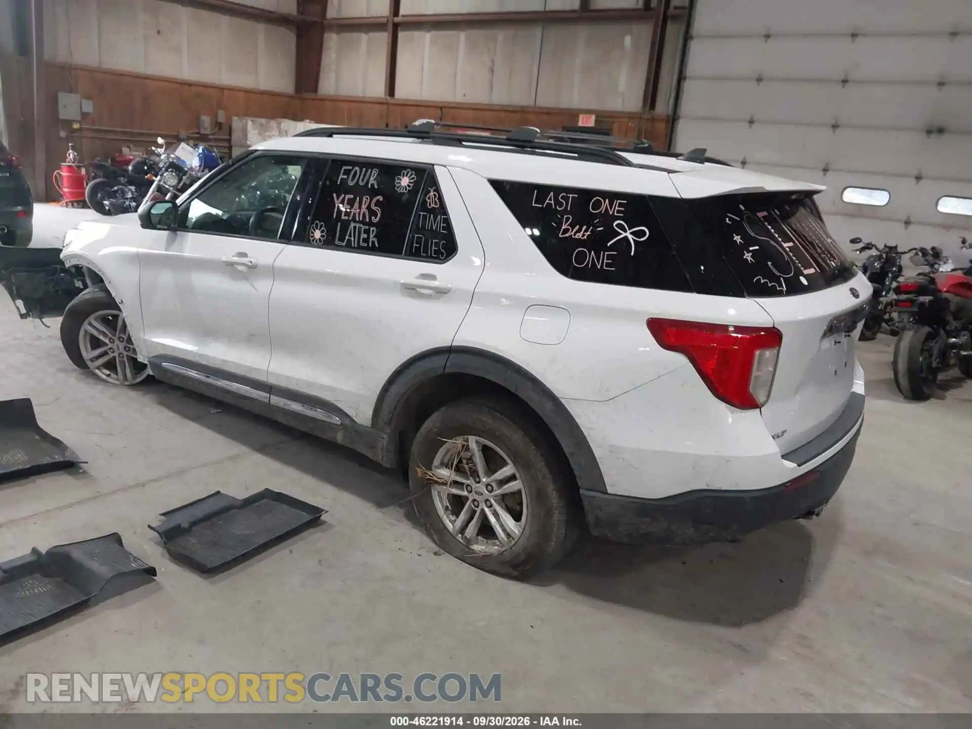 3 Photograph of a damaged car 1FMSK8DH3MGB38707 FORD EXPLORER 2021