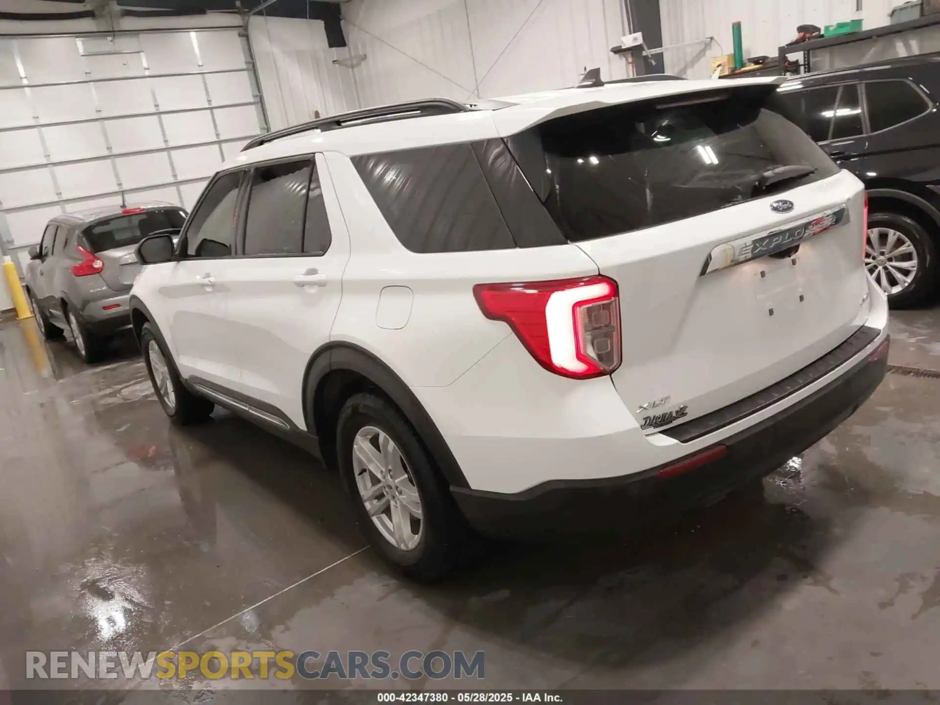 3 Photograph of a damaged car 1FMSK8DH4MGA61877 FORD EXPLORER 2021
