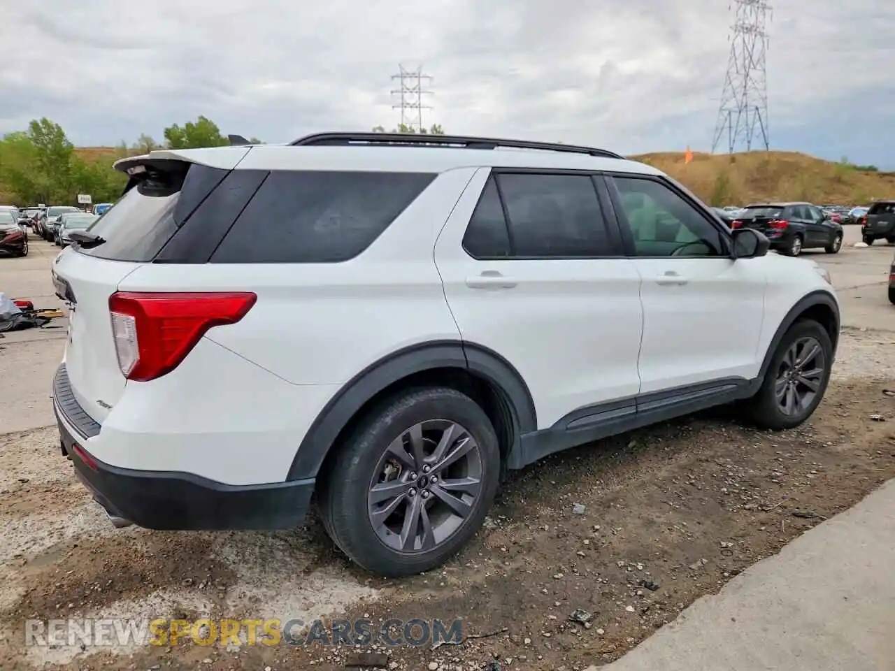 3 Photograph of a damaged car 1FMSK8DH4MGC47869 FORD EXPLORER 2021