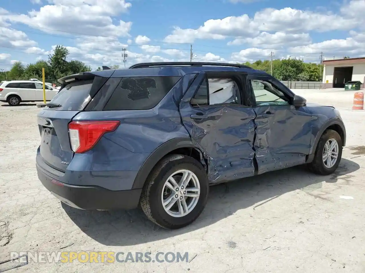 3 Фотография поврежденного автомобиля 1FMSK8DH5MGA26152 FORD EXPLORER 2021