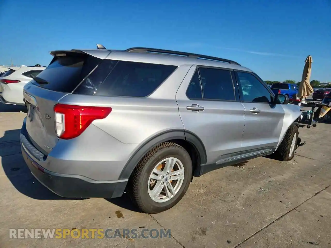 3 Photograph of a damaged car 1FMSK8DH5MGC19238 FORD EXPLORER 2021