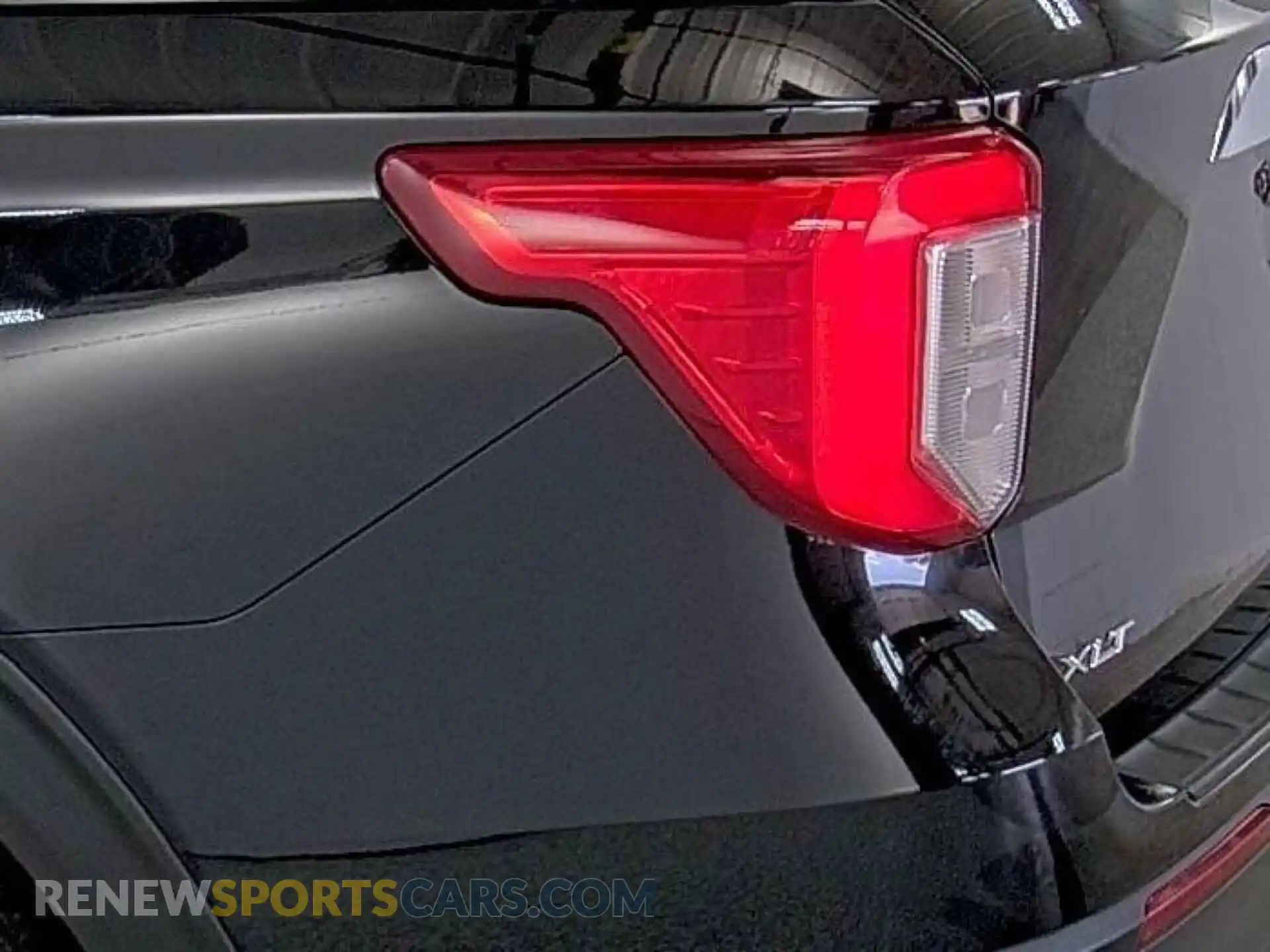 3 Photograph of a damaged car 1FMSK8DH6MGA87641 FORD EXPLORER 2021