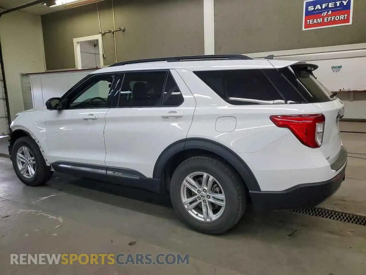 2 Photograph of a damaged car 1FMSK8DH7MGA50713 FORD EXPLORER 2021