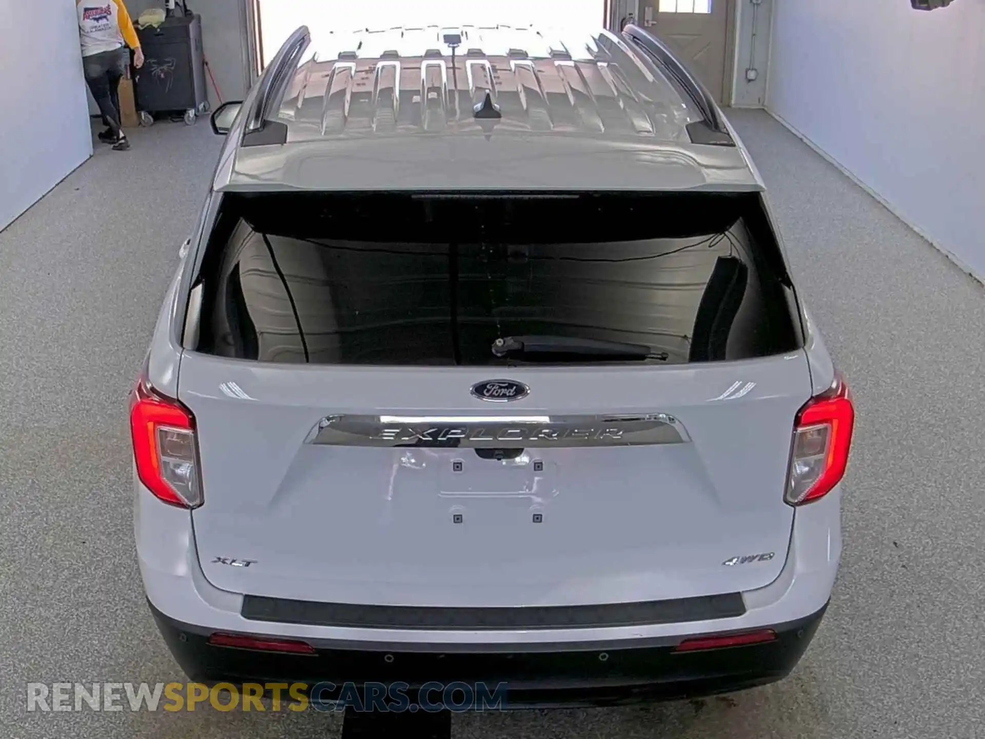 2 Photograph of a damaged car 1FMSK8DH8MGA87642 FORD EXPLORER 2021
