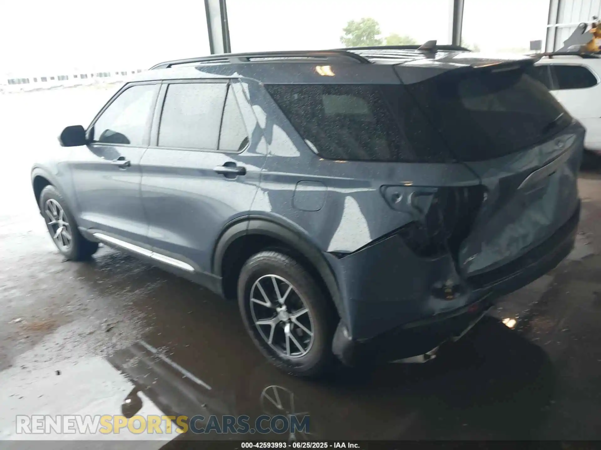 3 Photograph of a damaged car 1FMSK8DH8MGC44554 FORD EXPLORER 2021