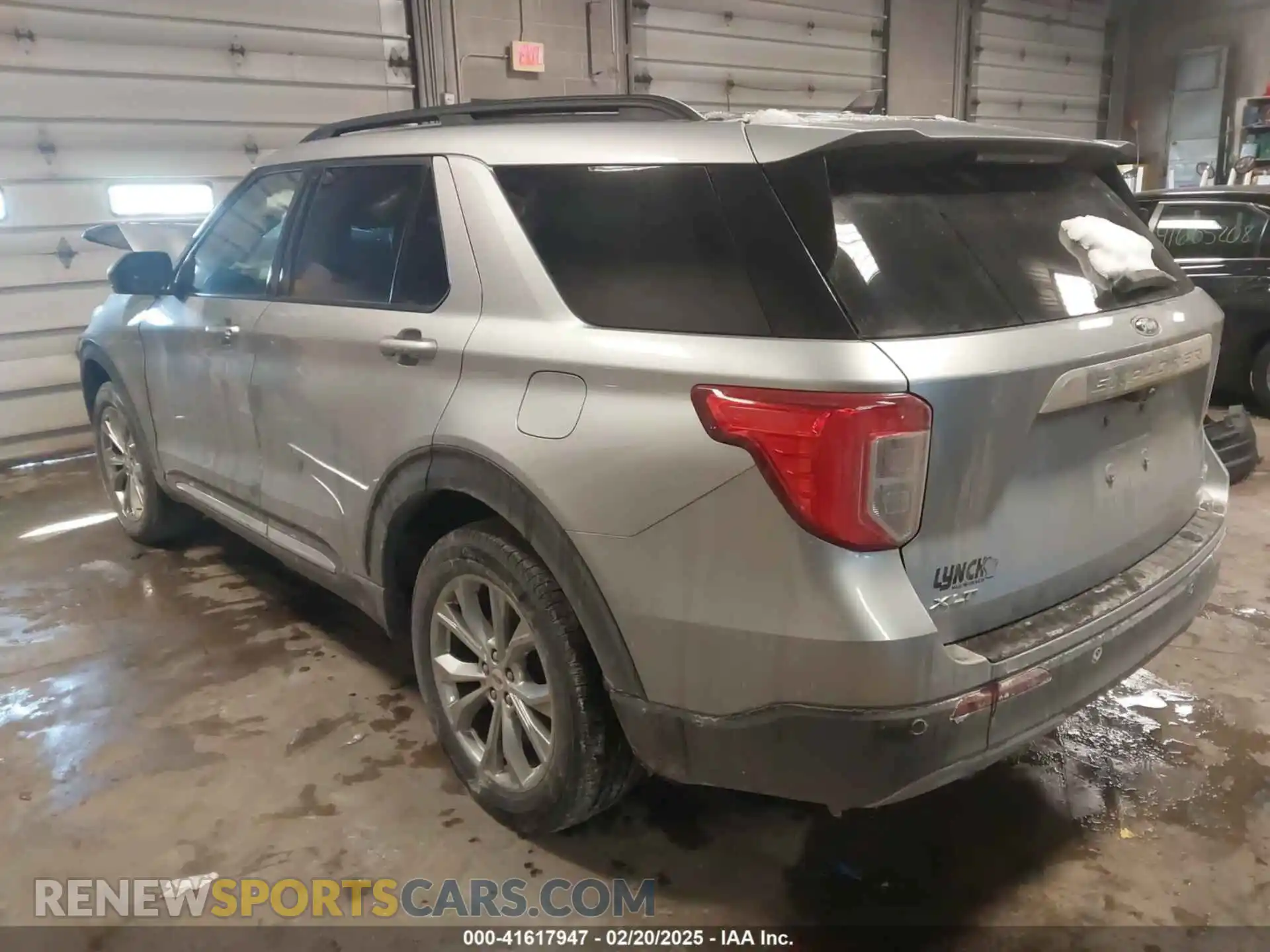 3 Photograph of a damaged car 1FMSK8DH9MGA03909 FORD EXPLORER 2021