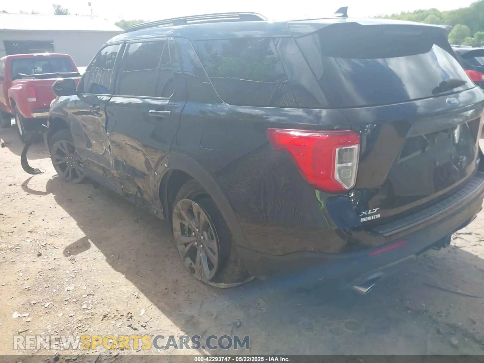3 Photograph of a damaged car 1FMSK8DHXMGA28463 FORD EXPLORER 2021