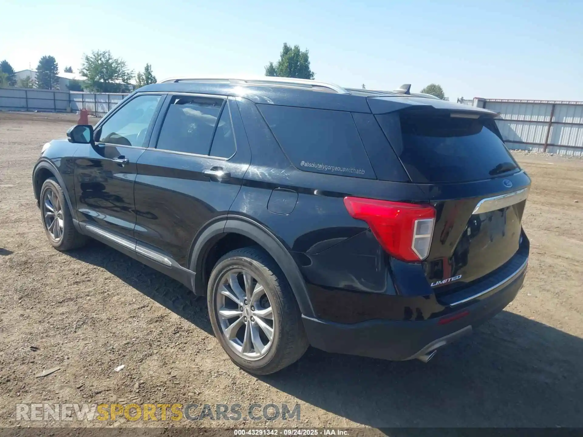 3 Photograph of a damaged car 1FMSK8FH1MGA84630 FORD EXPLORER 2021
