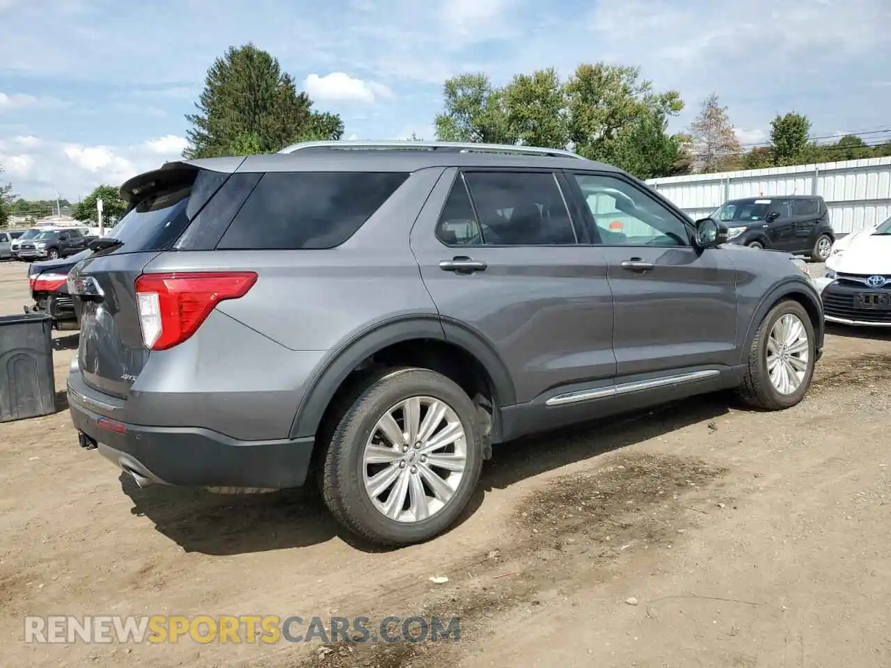 3 Photograph of a damaged car 1FMSK8FH1MGB66776 FORD EXPLORER 2021
