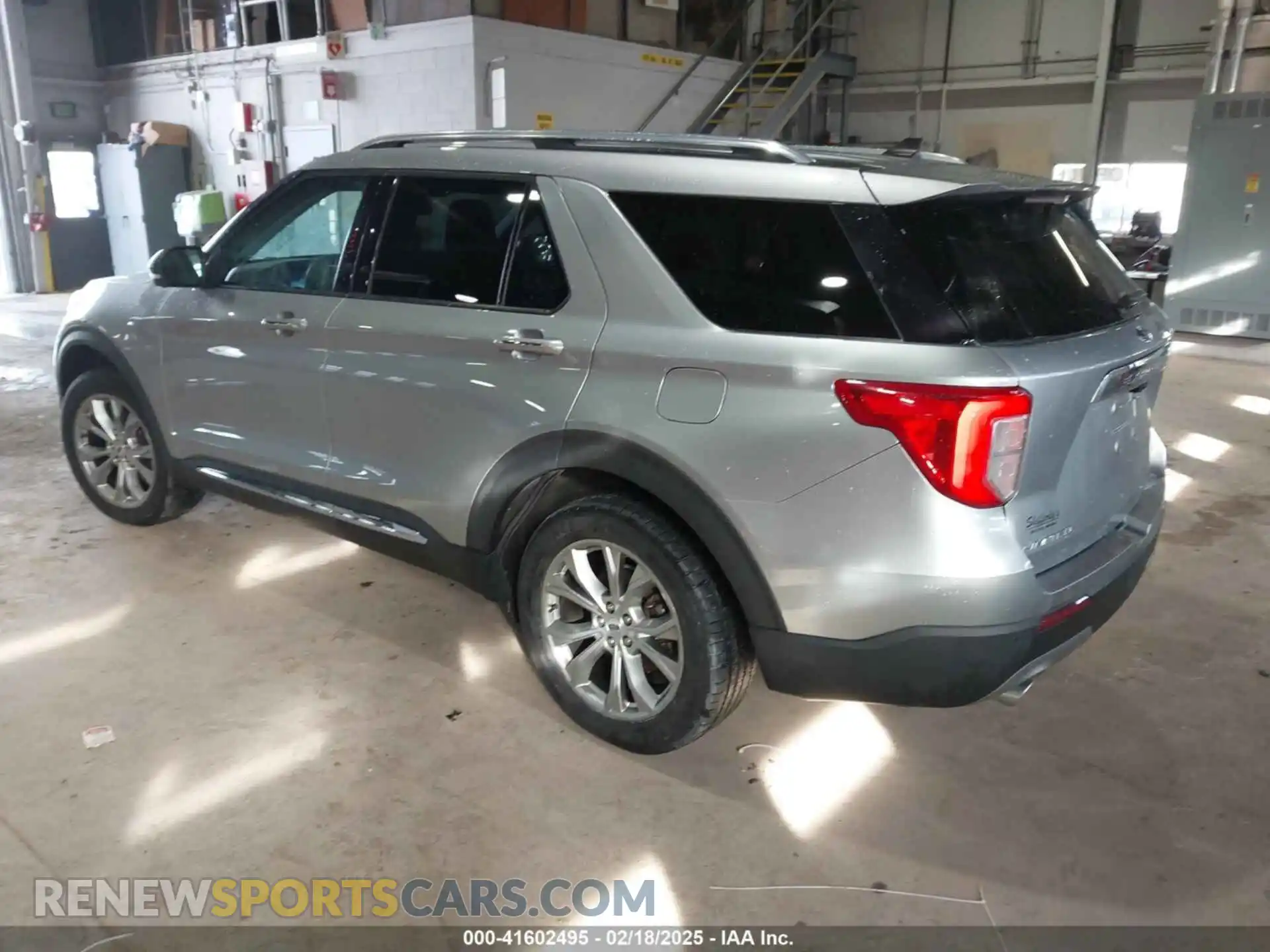 3 Photograph of a damaged car 1FMSK8FH4MGA86114 FORD EXPLORER 2021