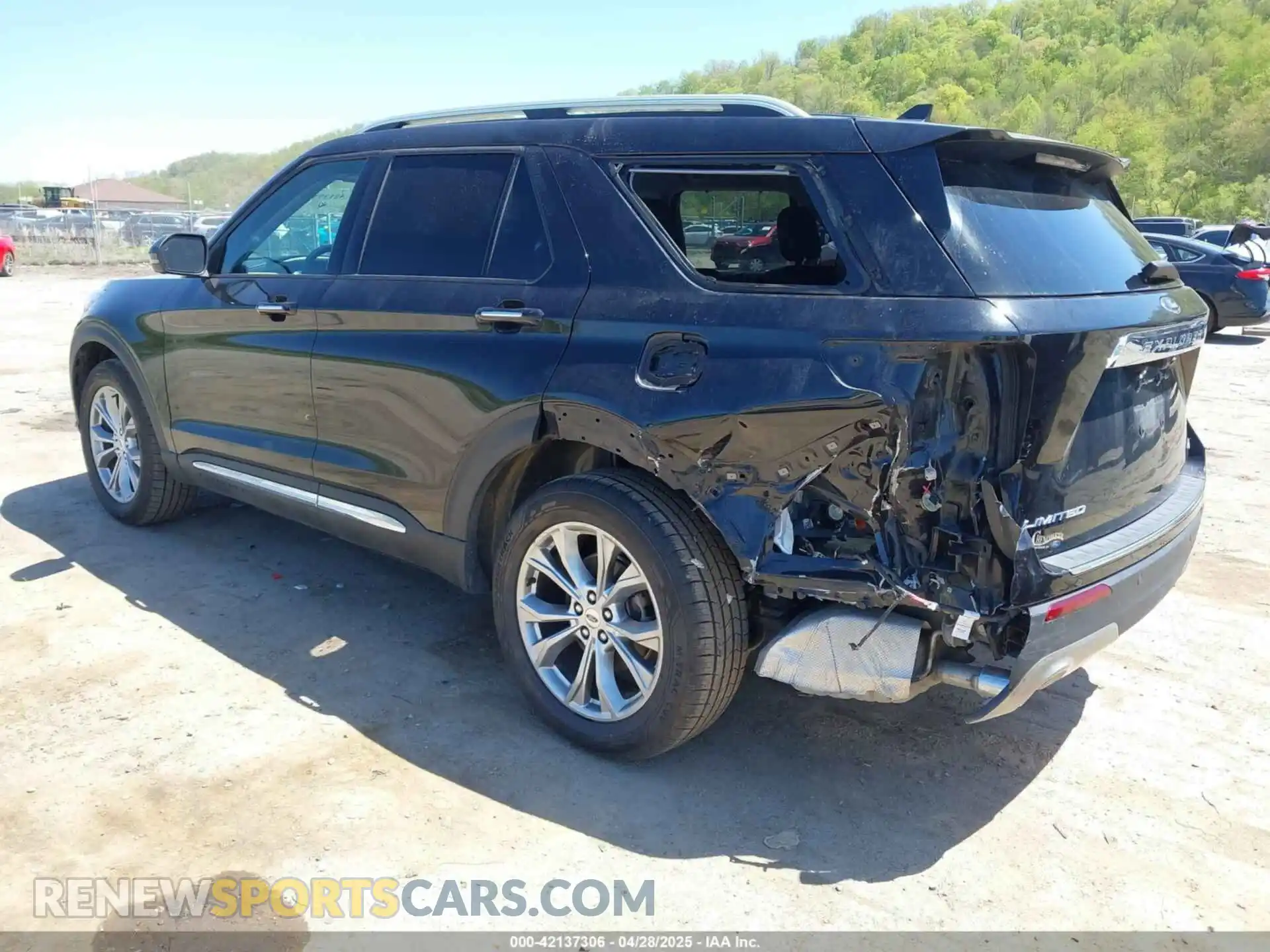 3 Photograph of a damaged car 1FMSK8FH7MGA85104 FORD EXPLORER 2021