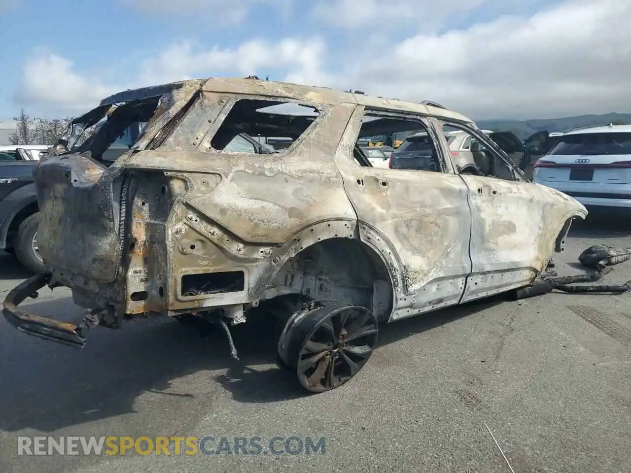 3 Photograph of a damaged car 1FMSK8FH8MGB52096 FORD EXPLORER 2021