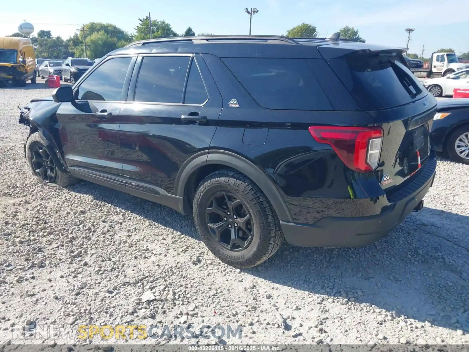 3 Photograph of a damaged car 1FMSK8JH9MGC43000 FORD EXPLORER 2021