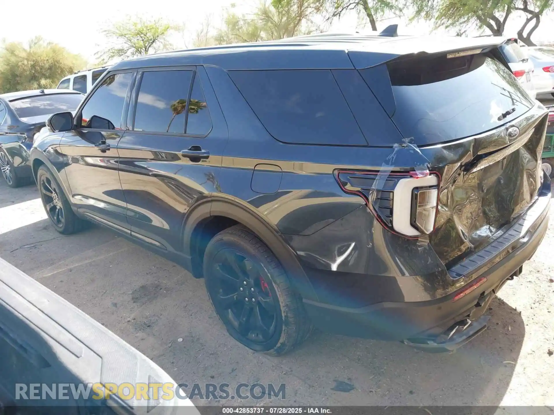 3 Photograph of a damaged car 1FM5K7GC1NGA93095 FORD EXPLORER 2022