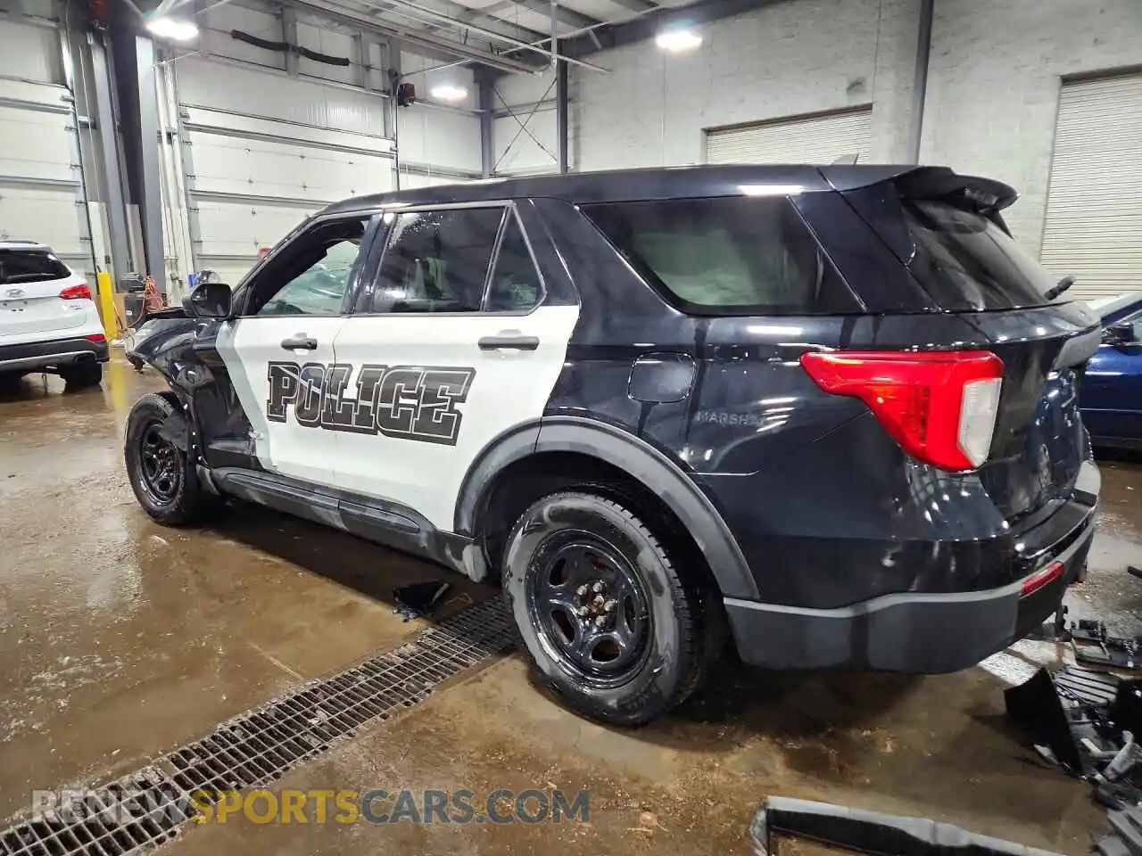 2 Photograph of a damaged car 1FM5K8AB2NGA27631 FORD EXPLORER 2022