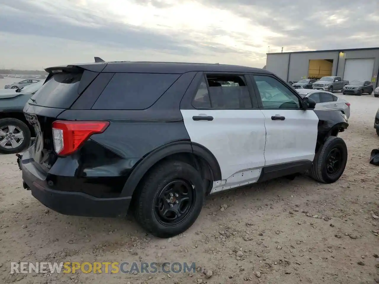 3 Photograph of a damaged car 1FM5K8AB2NGC24377 FORD EXPLORER 2022