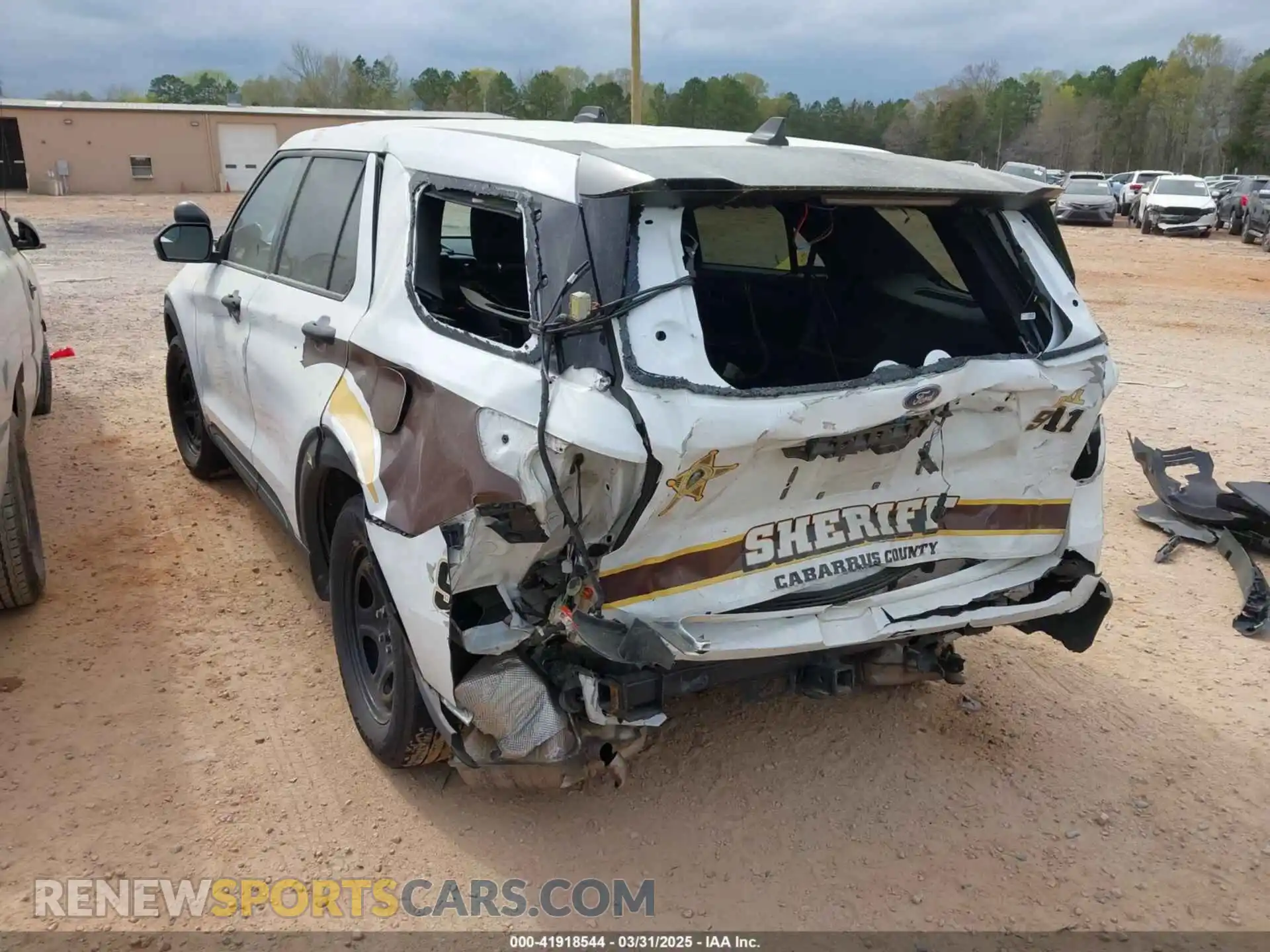 3 Photograph of a damaged car 1FM5K8AB4NGA07672 FORD EXPLORER 2022