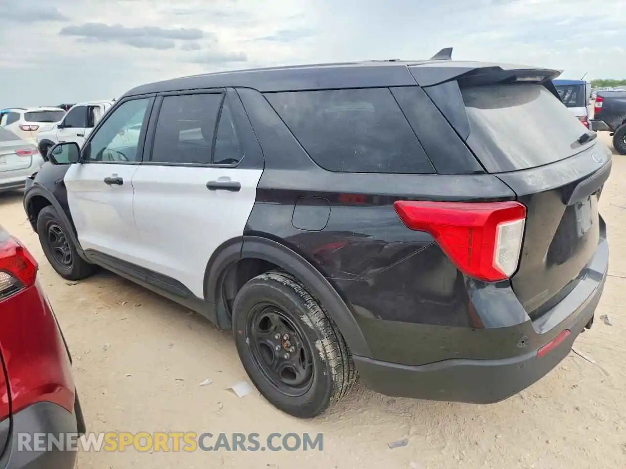 2 Фотография поврежденного автомобиля 1FM5K8AB7NGC24648 FORD EXPLORER 2022