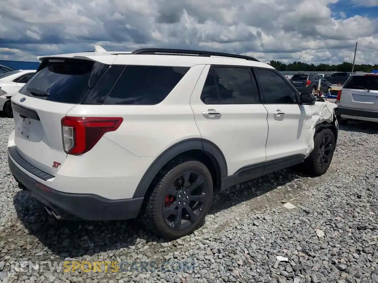 3 Photograph of a damaged car 1FM5K8GC0NGA18670 FORD EXPLORER 2022