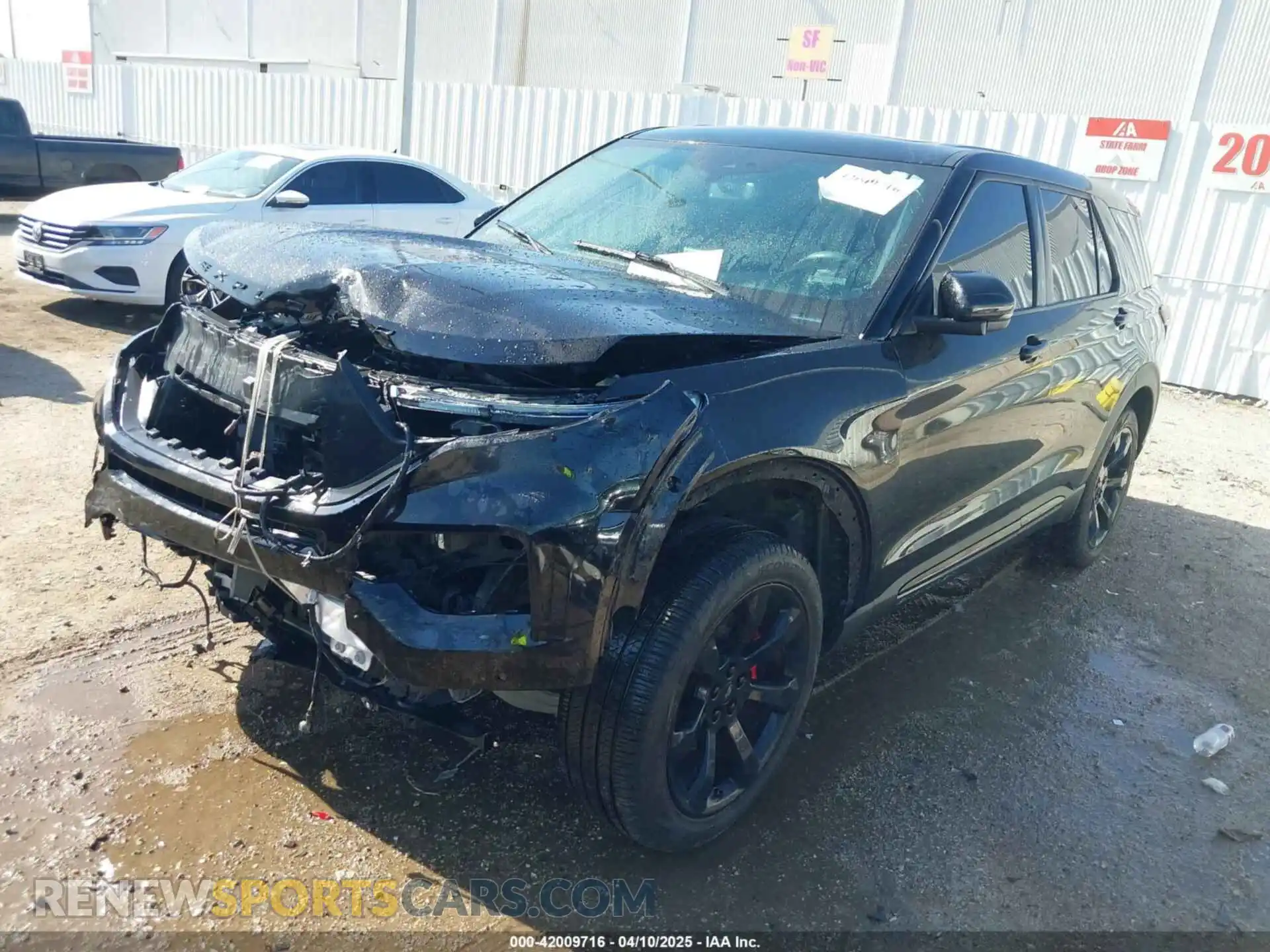 2 Photograph of a damaged car 1FM5K8GC1NGA40631 FORD EXPLORER 2022