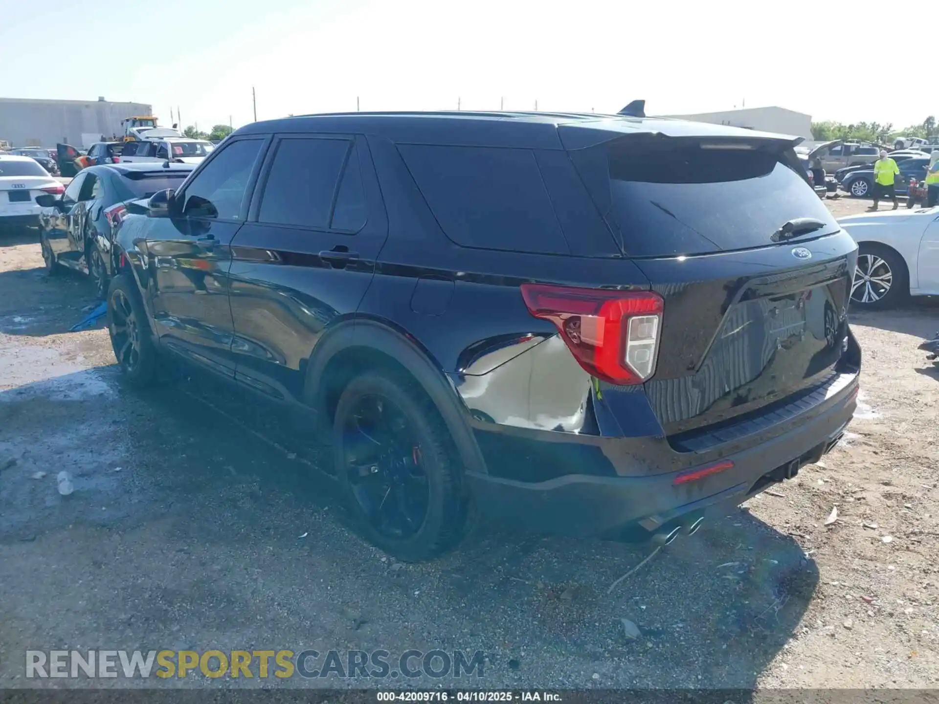 3 Photograph of a damaged car 1FM5K8GC1NGA40631 FORD EXPLORER 2022