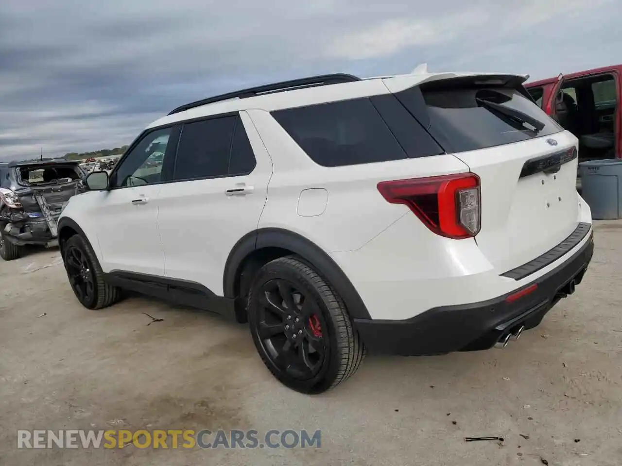 2 Фотография поврежденного автомобиля 1FM5K8GC1NGA96357 FORD EXPLORER 2022