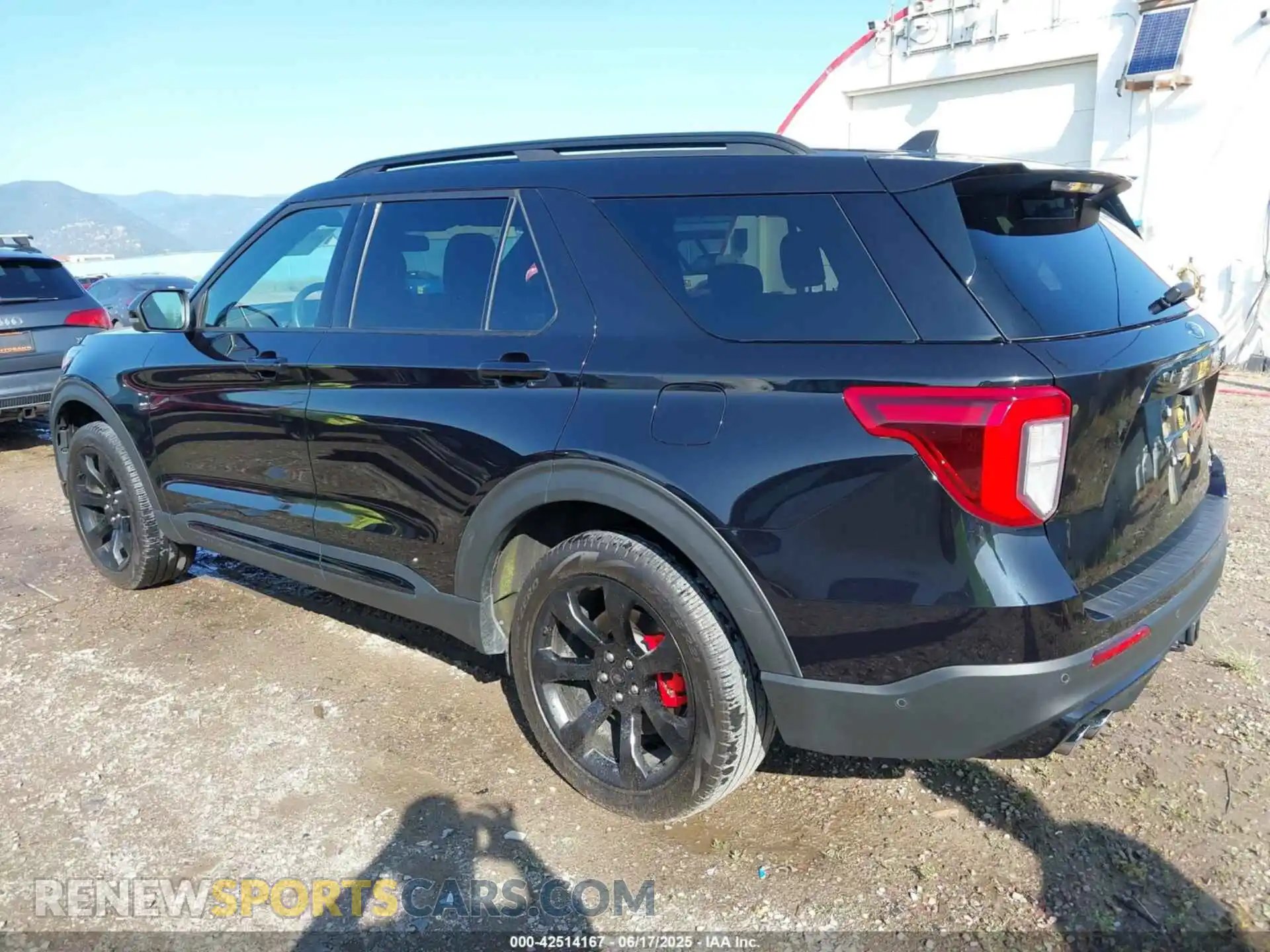 3 Photograph of a damaged car 1FM5K8GC2NGA12627 FORD EXPLORER 2022