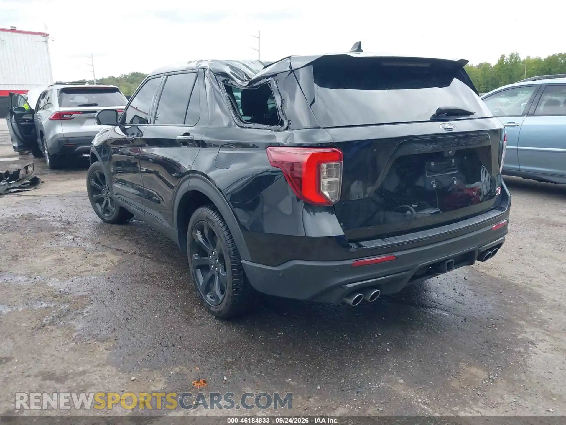 3 Photograph of a damaged car 1FM5K8GC2NGB07933 FORD EXPLORER 2022