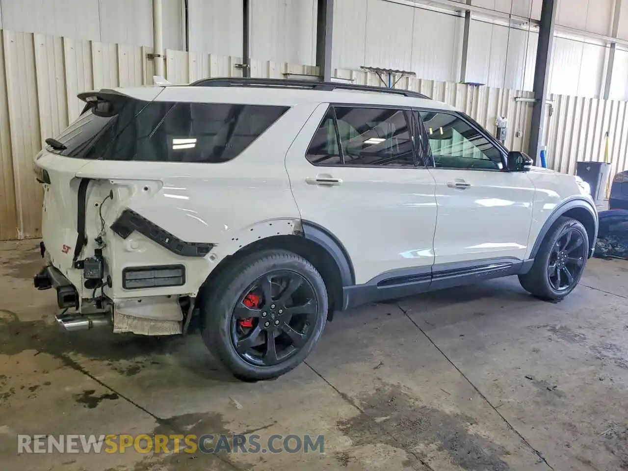 3 Photograph of a damaged car 1FM5K8GC7NGA17127 FORD EXPLORER 2022
