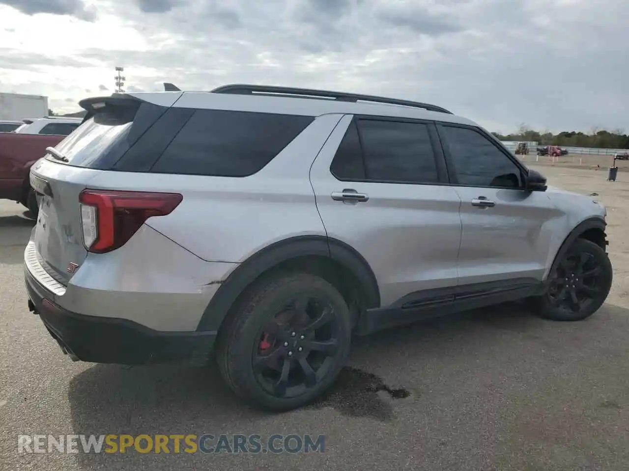 3 Photograph of a damaged car 1FM5K8GC8NGC41166 FORD EXPLORER 2022