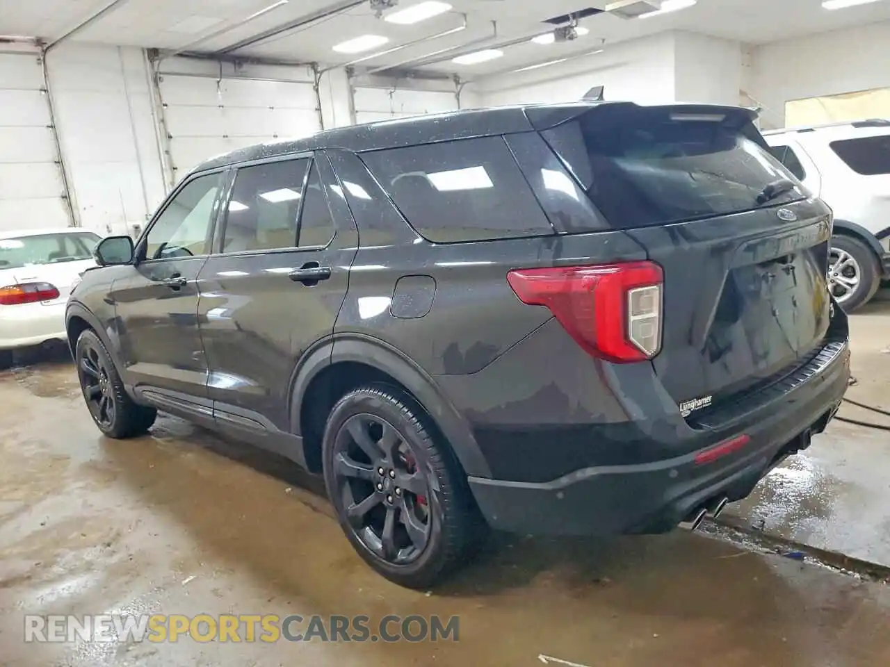 2 fotografías del automóvil dañado 1FM5K8GCXNGA27389 FORD EXPLORER 2022