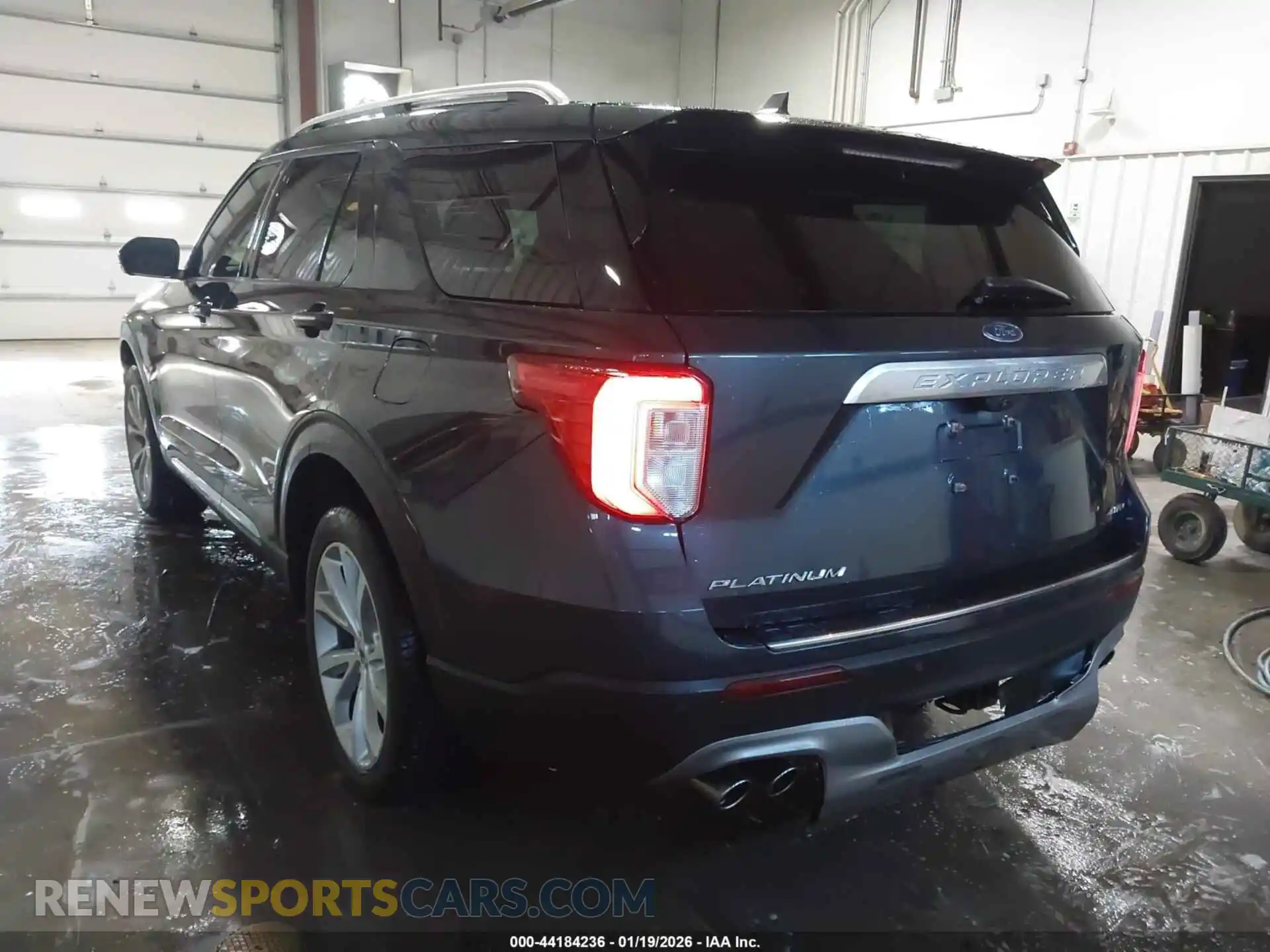 3 Photograph of a damaged car 1FM5K8HC2NGA94812 FORD EXPLORER 2022