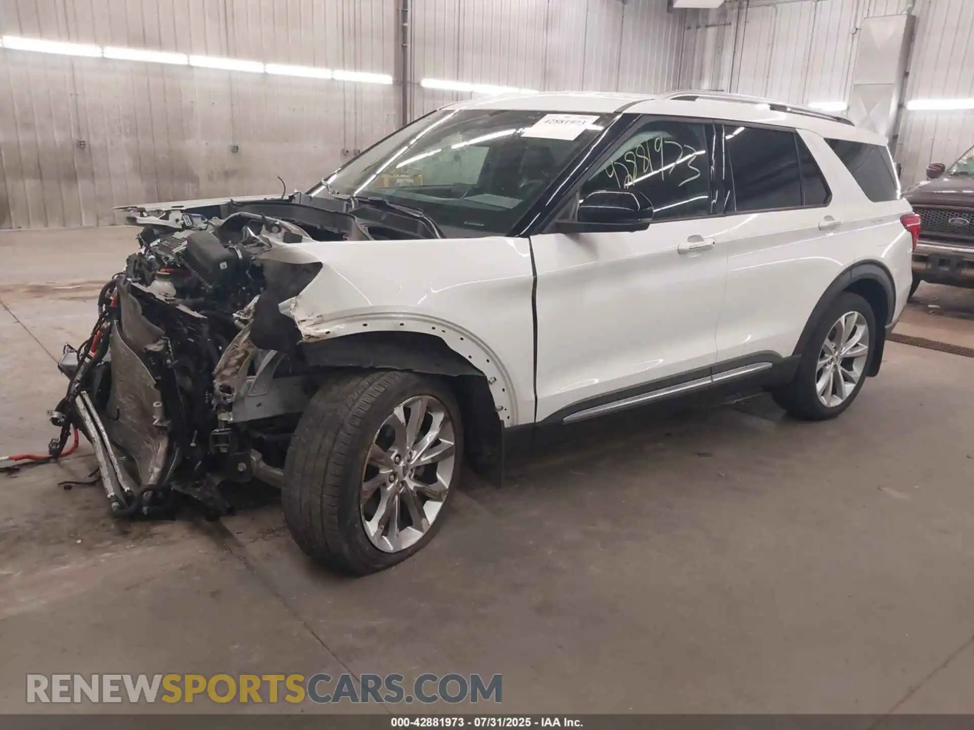 2 Photograph of a damaged car 1FM5K8HW1NNA02644 FORD EXPLORER 2022