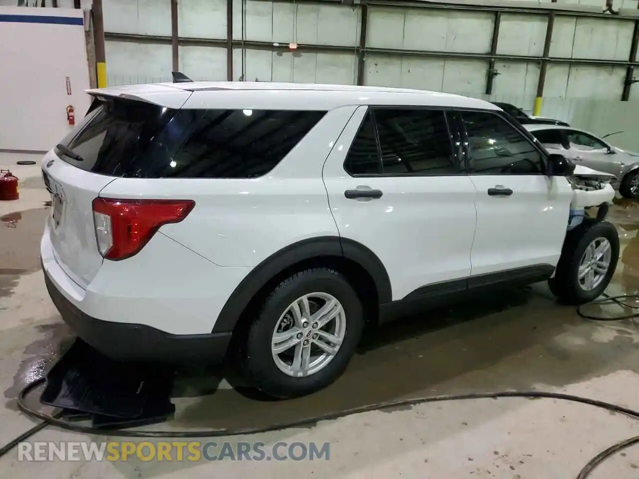 3 Photograph of a damaged car 1FMSK7BH2NGB03588 FORD EXPLORER 2022