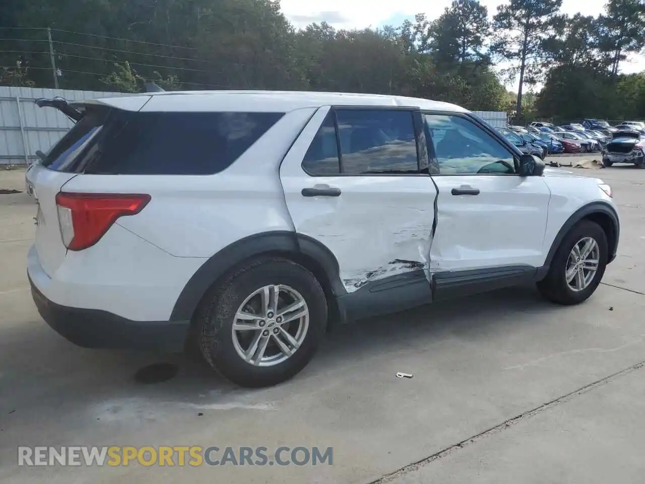 3 Photograph of a damaged car 1FMSK7BH5NGB58570 FORD EXPLORER 2022