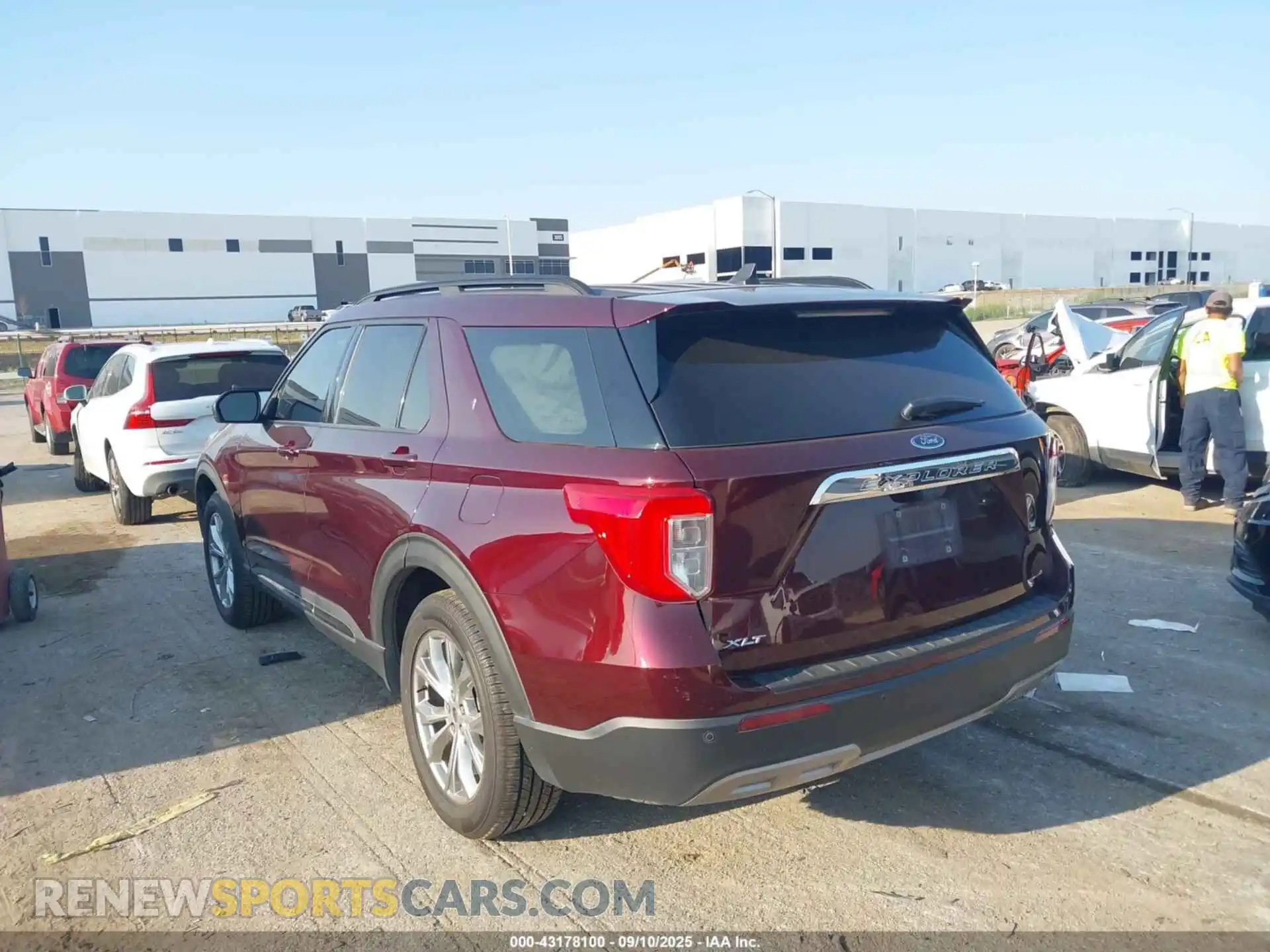3 Photograph of a damaged car 1FMSK7DH0NGA08329 FORD EXPLORER 2022
