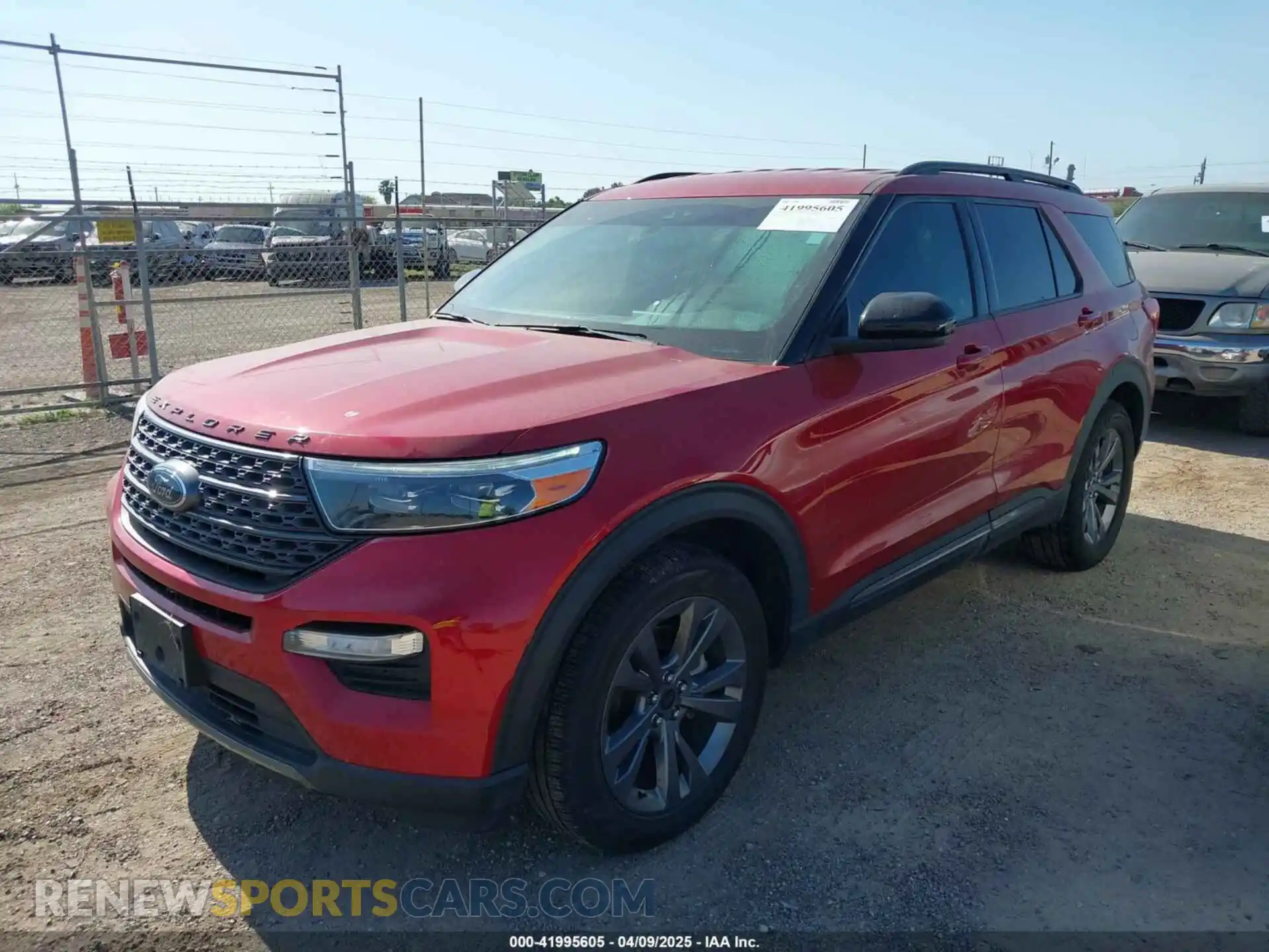 2 Photograph of a damaged car 1FMSK7DH0NGC25010 FORD EXPLORER 2022
