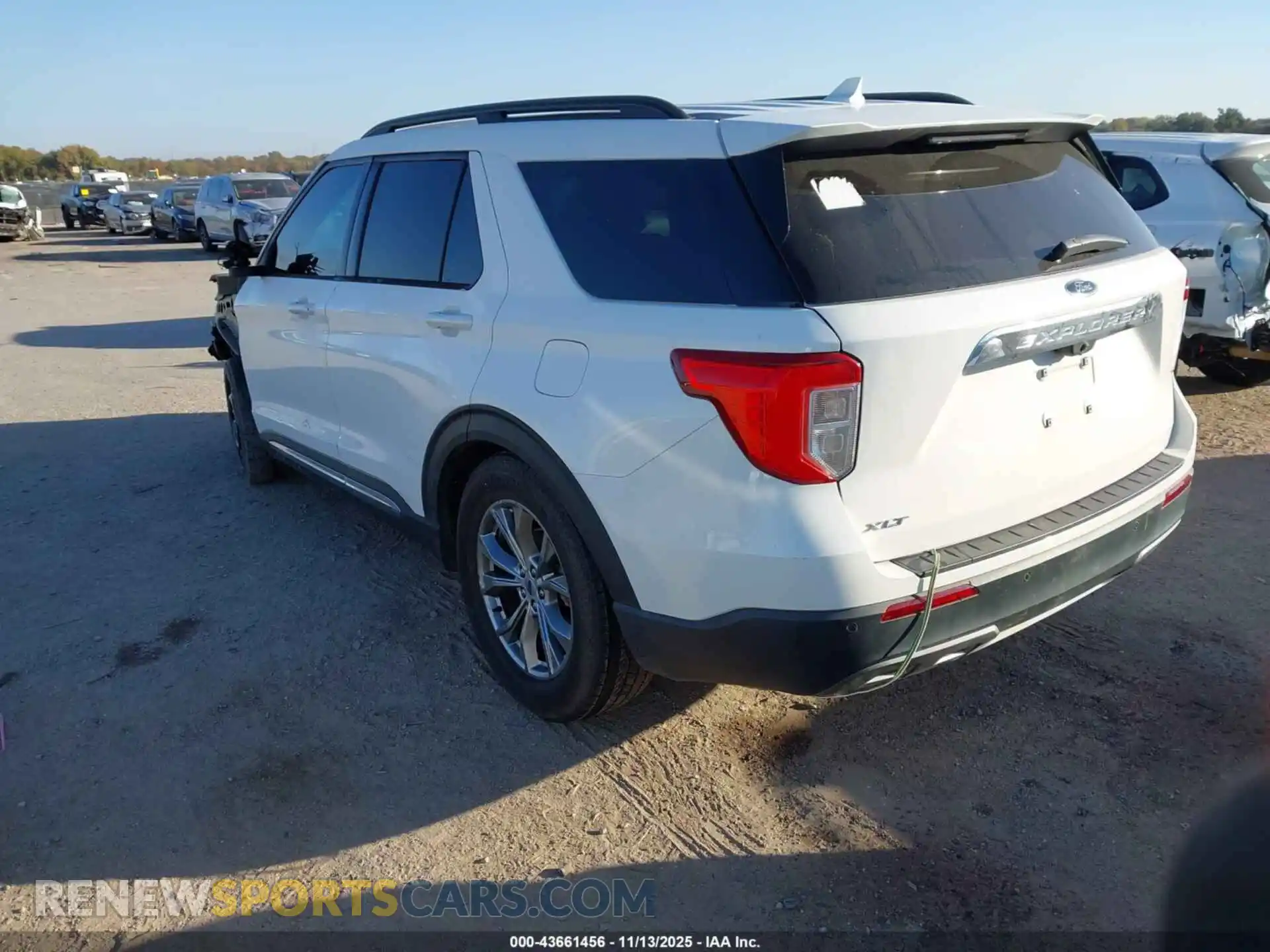 3 Photograph of a damaged car 1FMSK7DH2NGB72083 FORD EXPLORER 2022
